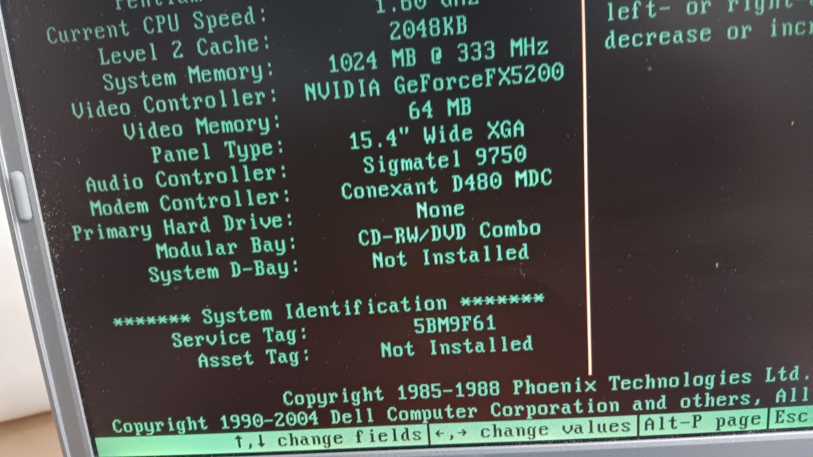 Dell Inspiron 8600 Laptop PM @ 1.60 GHz 1 GB DDR 15.4″ LCD Nvidia GeForce FX5200