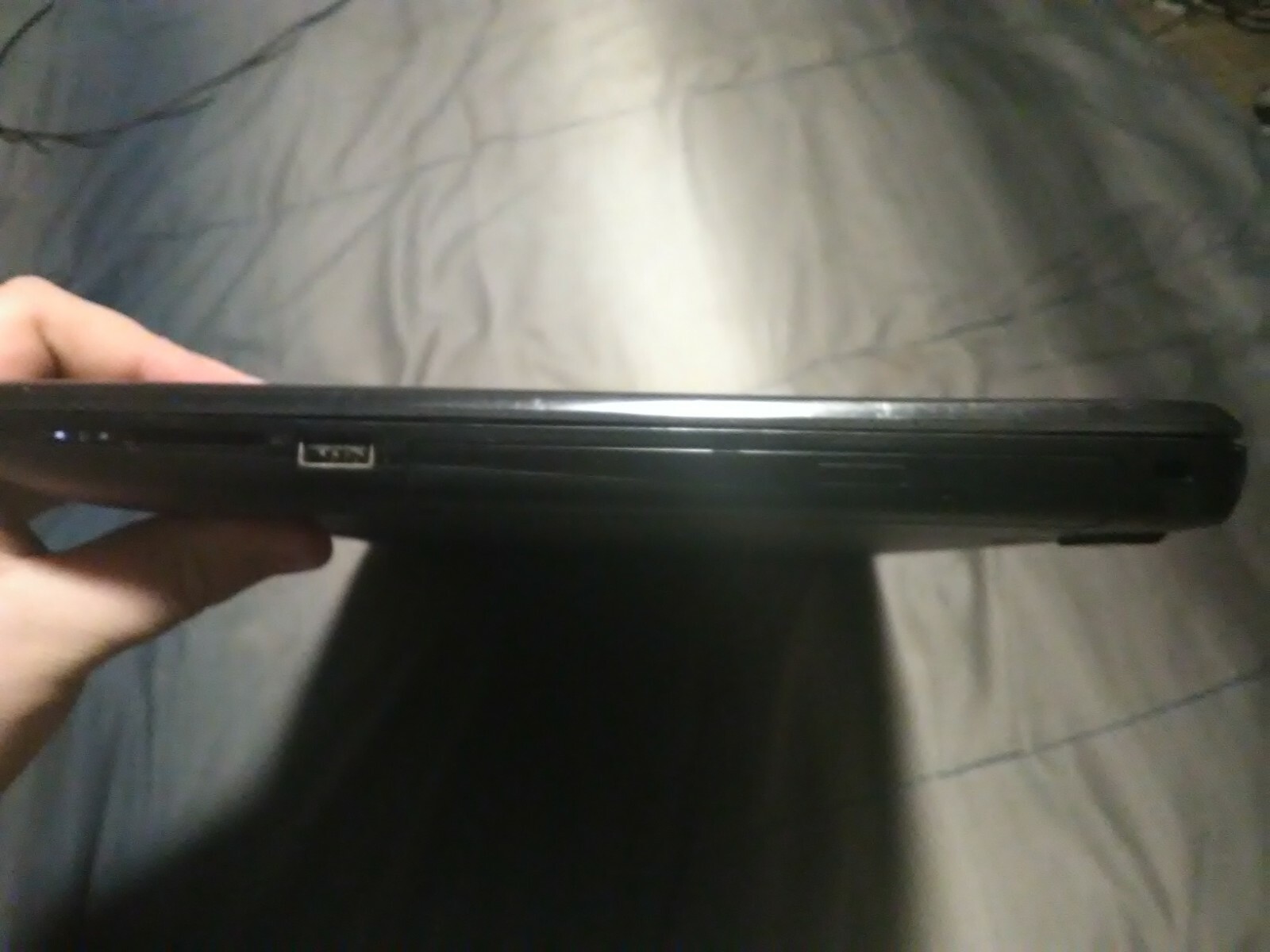 HP 15.6″ 15-ba015wm AMD E2 Quad Core 4gb RAM 500 GB HD Notebook Laptop PC. Works