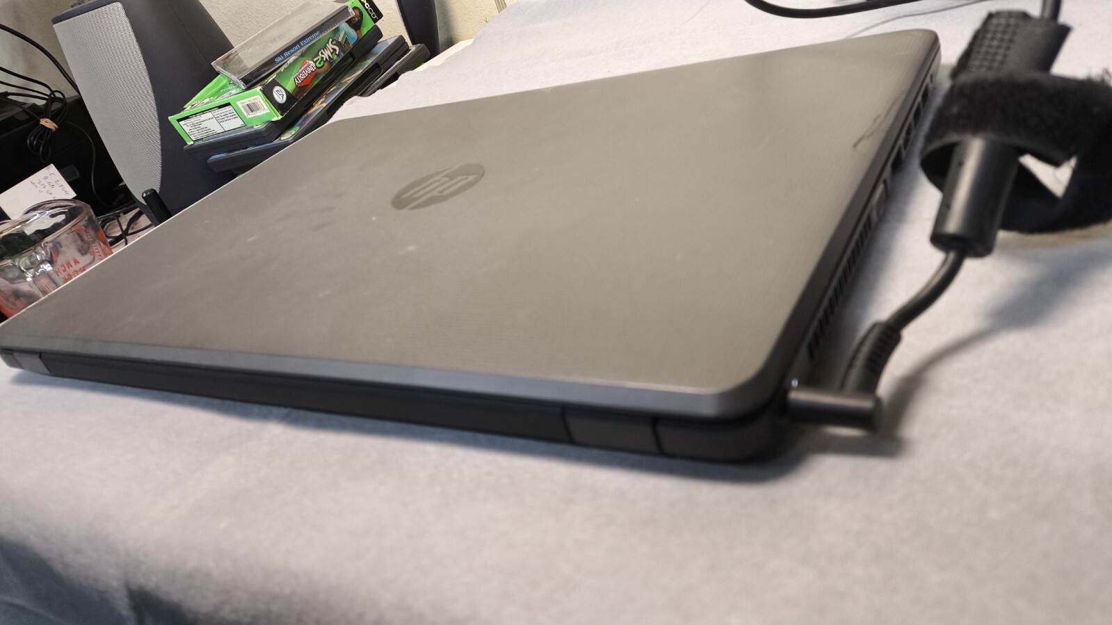 HP NOTEBOOK 255 G6 15.6″ AMD WINDOWS 10 PRO Works great