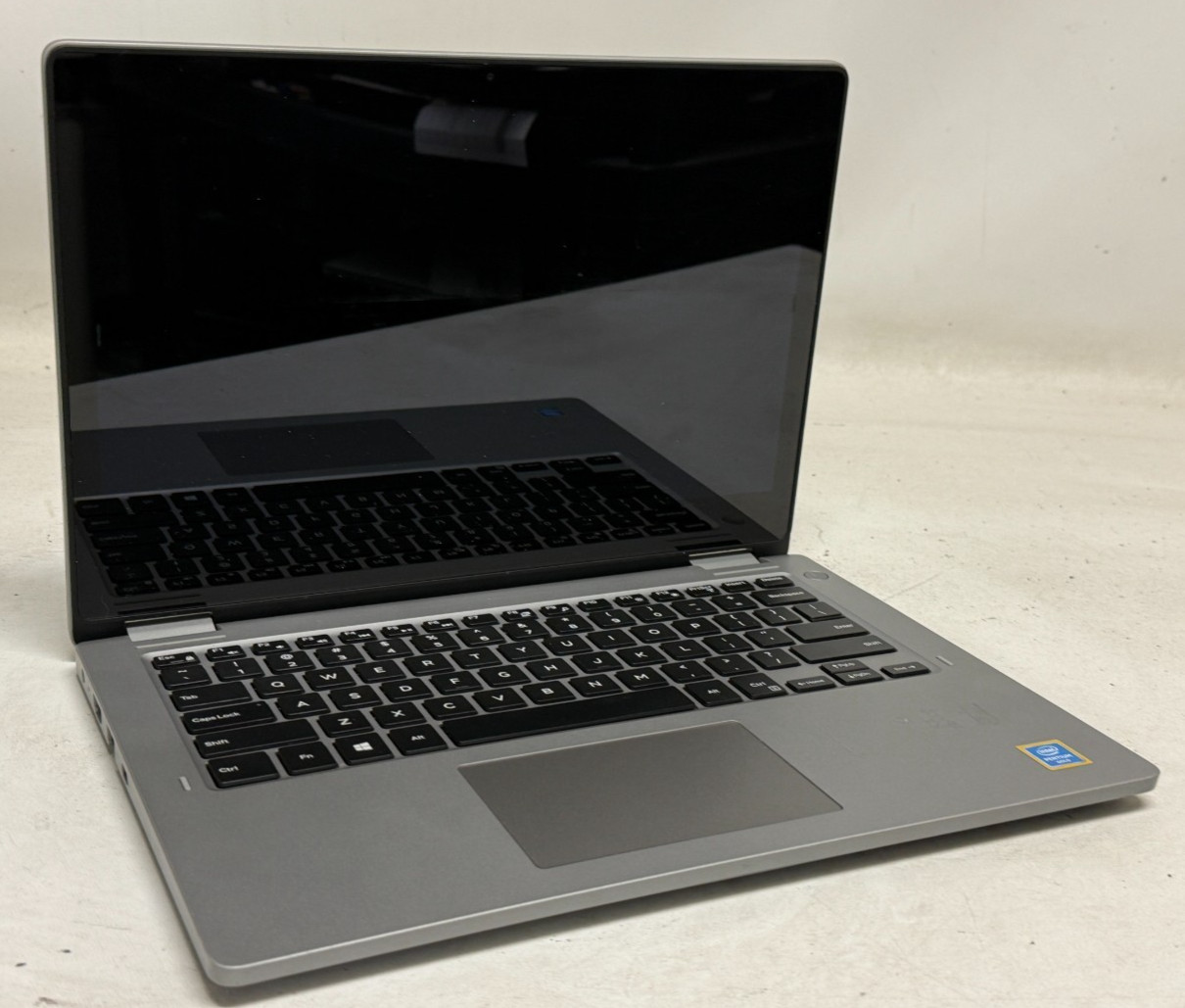 Dell Latitude 3310 2in1 13.3″ (Mixed CPU – 4GB/8GB RAM – NO OS/HDD) – Lot of 9