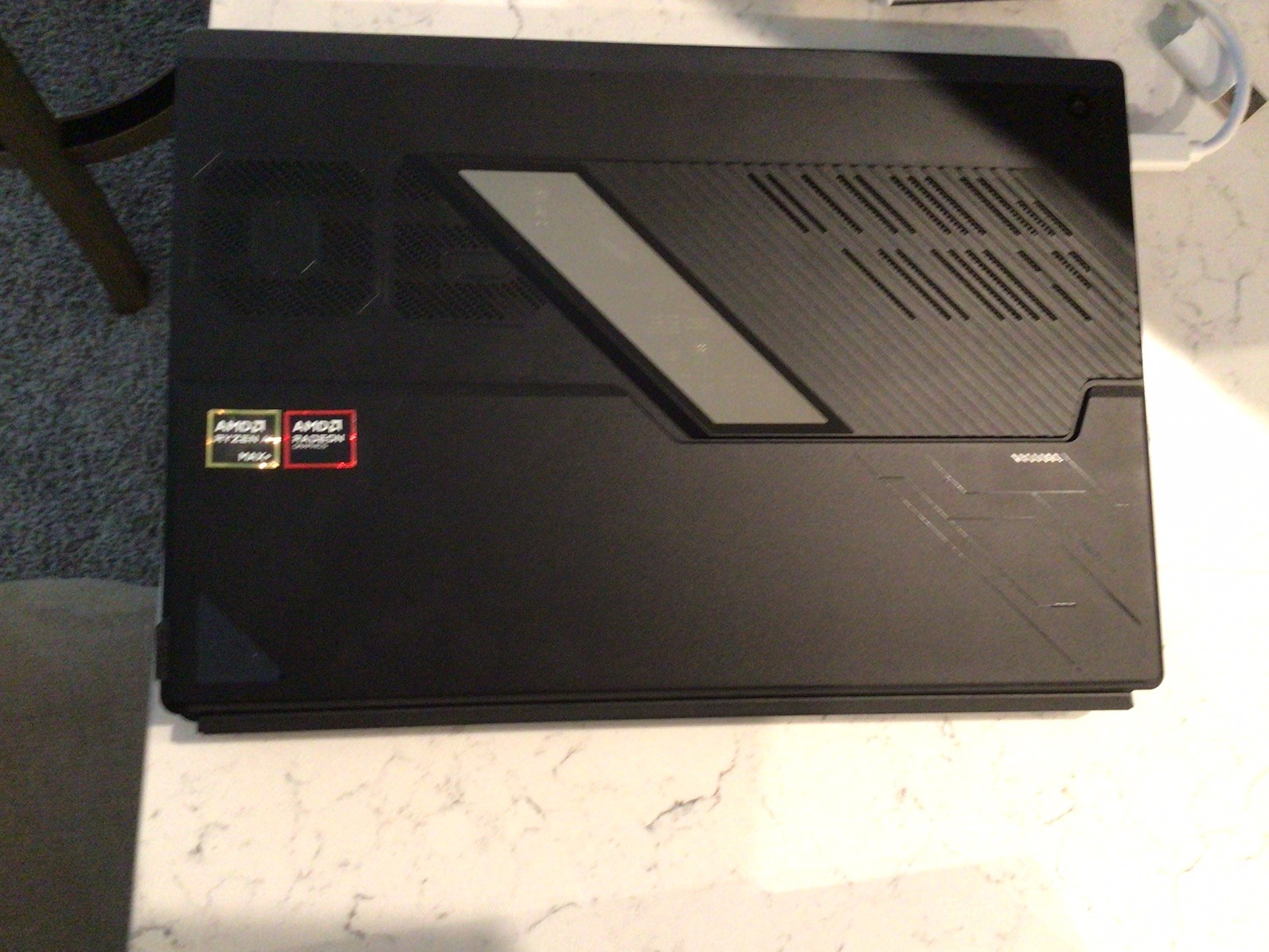 ASUS – ROG Flow Z13 13.4″ 180Hz 128gb RAM 2TB SSD AMD Ryzen AI Max+395