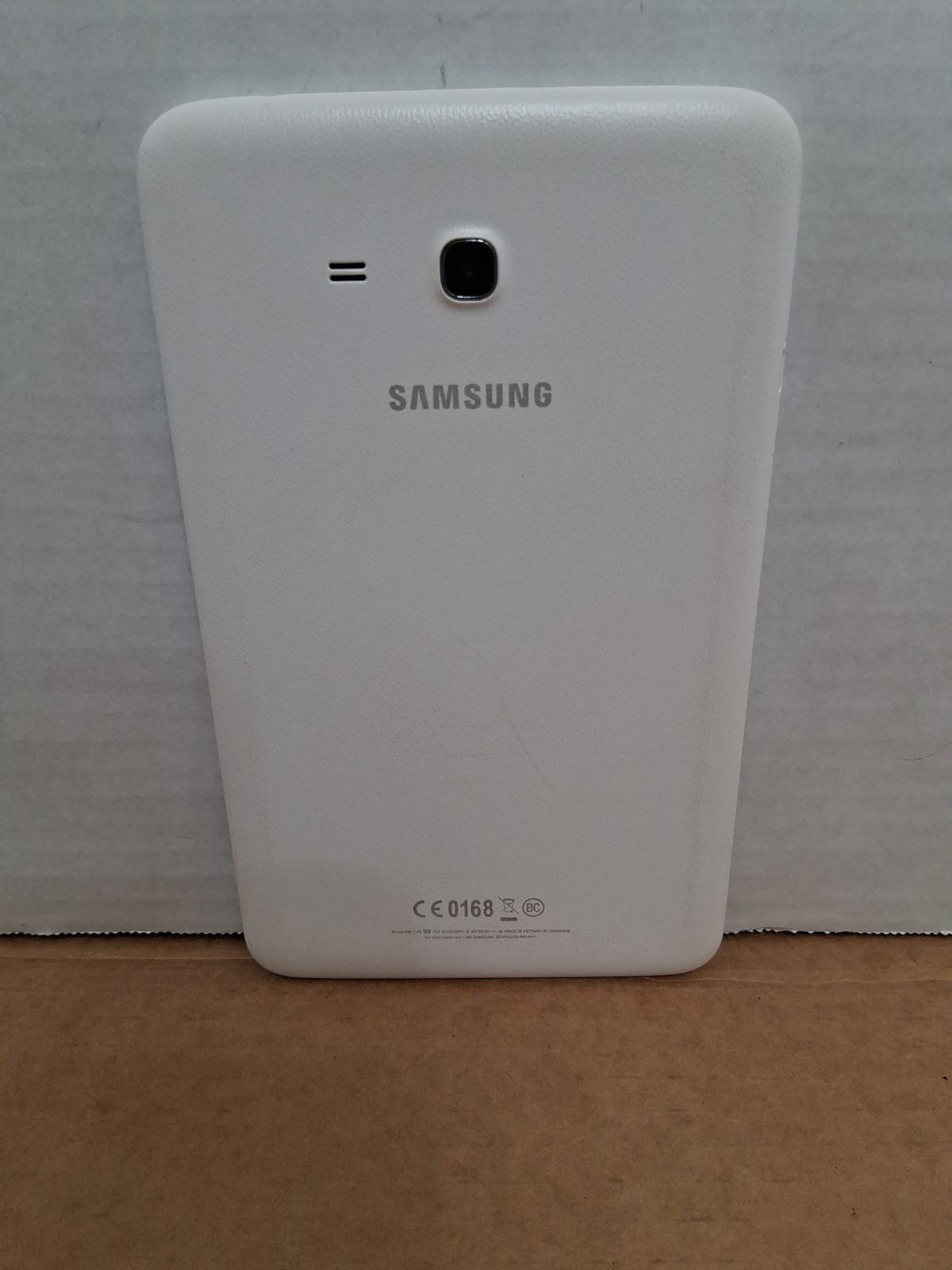 Samsung Galaxy Tab 3 Lite 7.0 (SM-T110) – For Parts Or Use Read Description