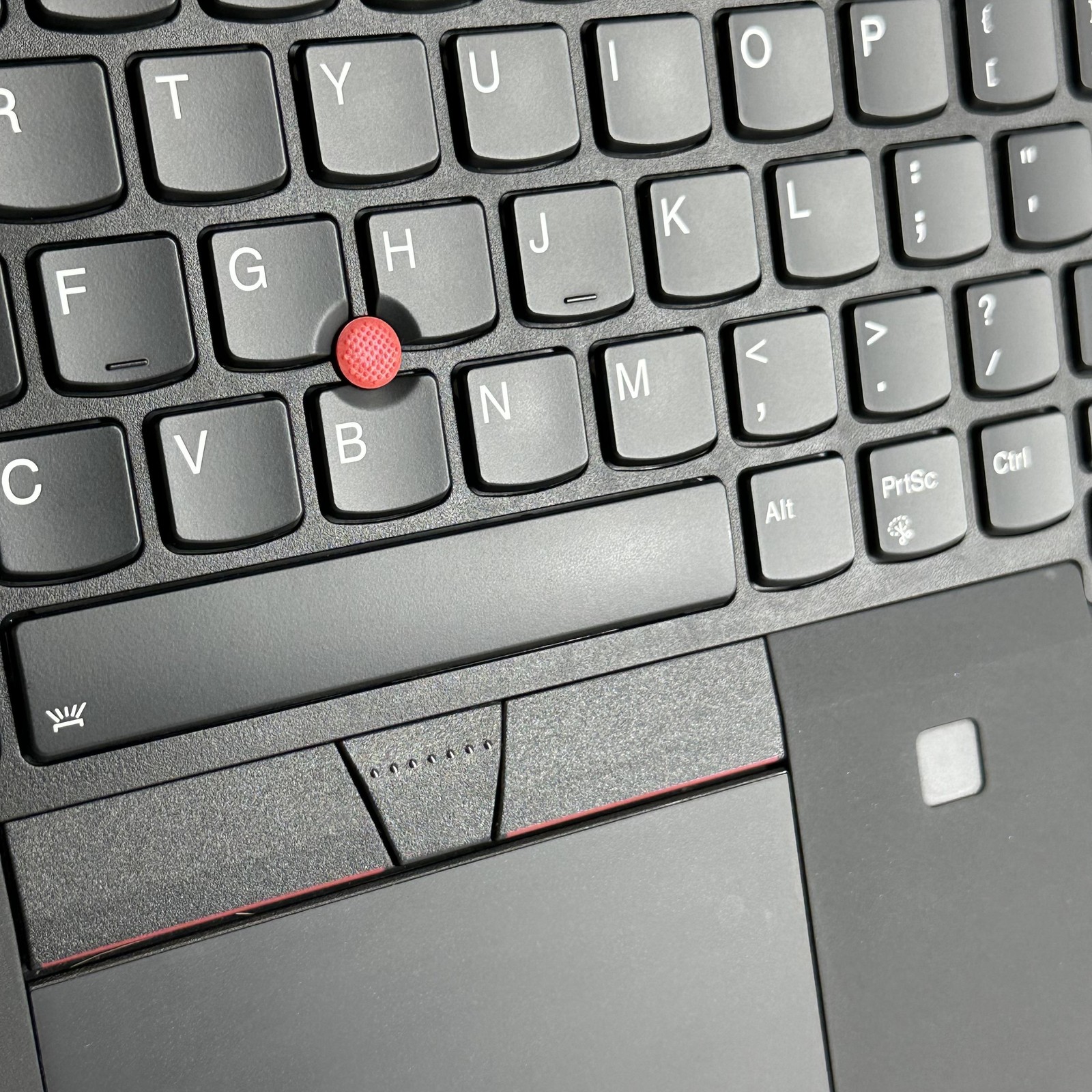Lenovo ThinkPad T14 Gen 2 Black 4K i7-1065G7 1.30GHz 16GB 512GB SSD Very Good