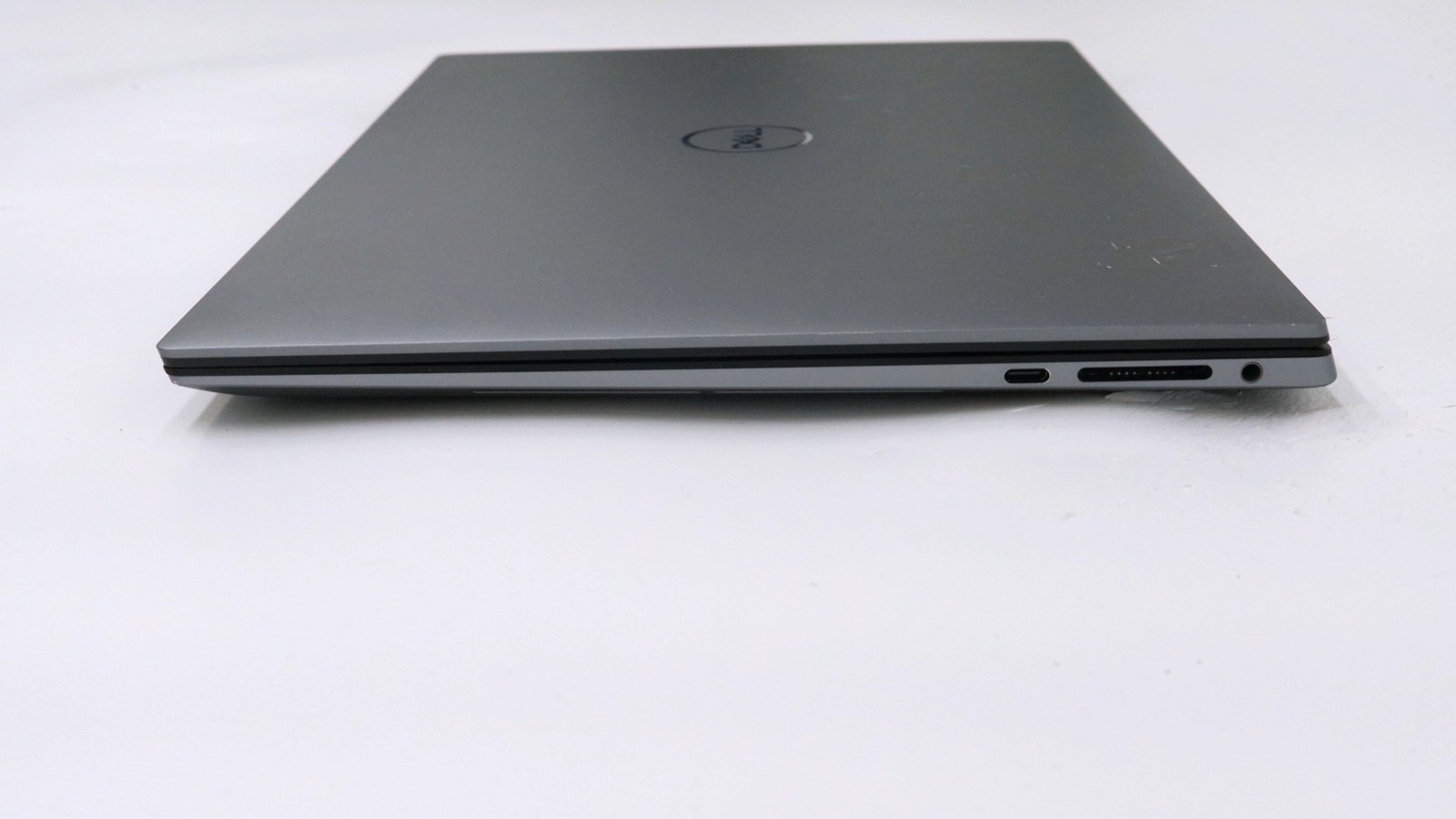 Dell Precision 5570 15″ i5-12600h 16GB 256GB – Very Good