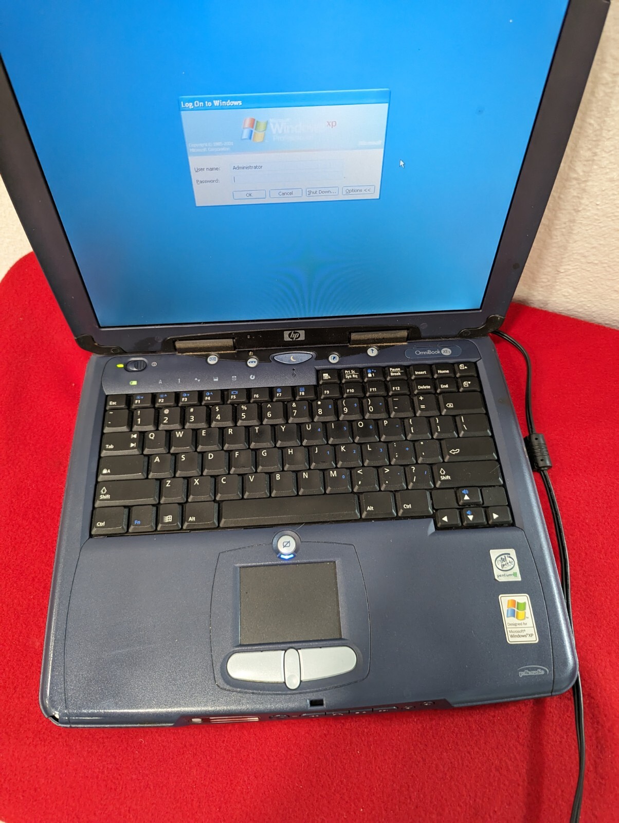 HP OmniBook XE3 Vintage Rare Laptop