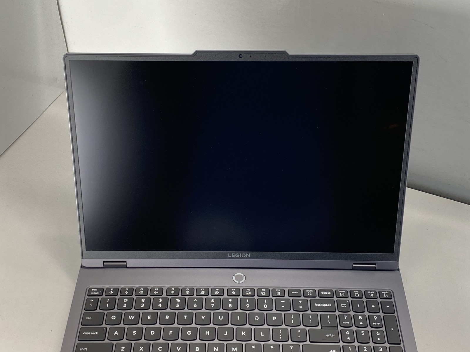 Lenovo Legion 5i 16′ 240Hz WQXGA Intel Ultra 9 275HX 32GB 1TB SSD RTX 5060 W11H