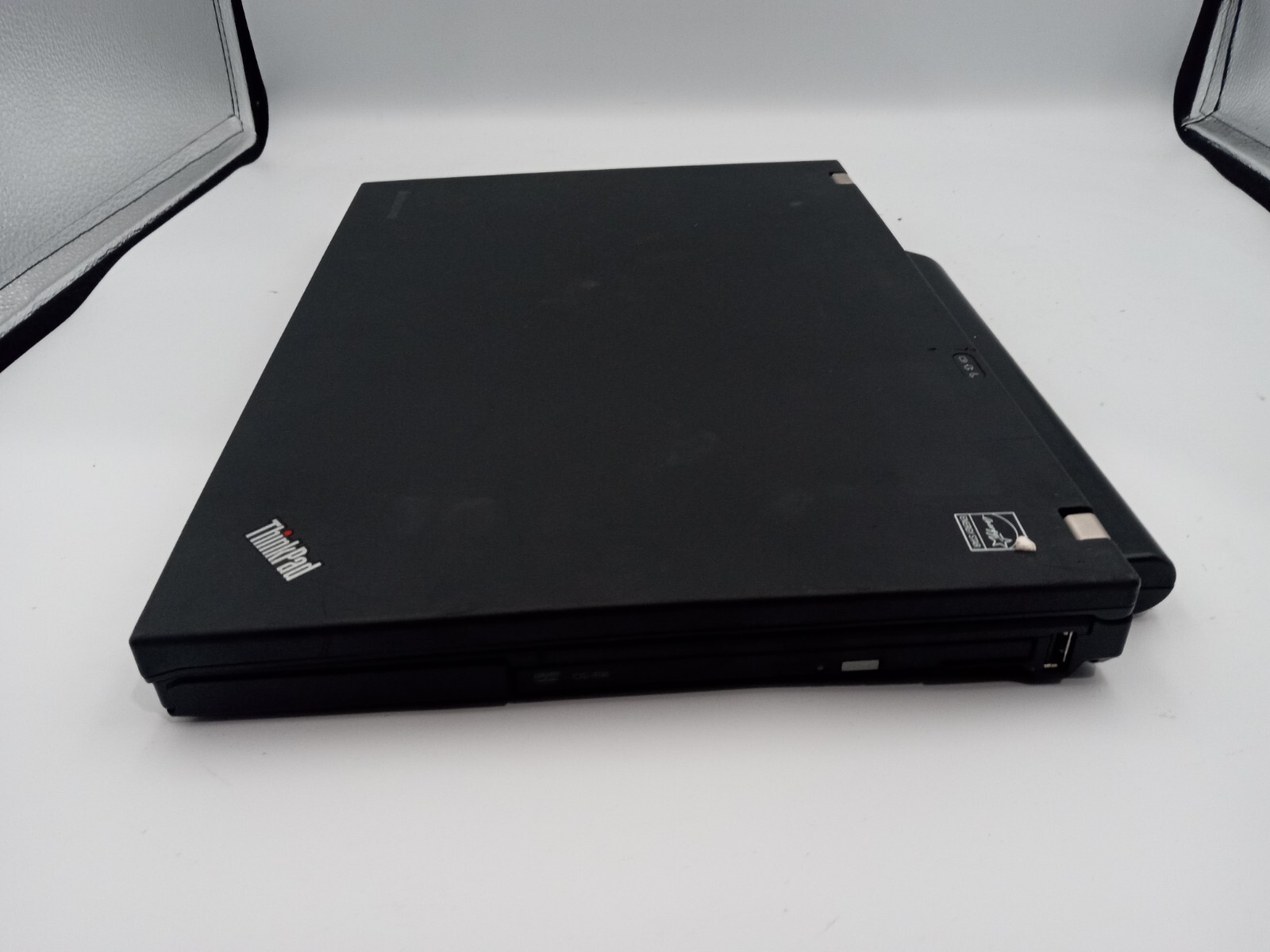 IBM / Lenovo ThinkPad 14″ Vintage Laptop 2GB RAM 80GB HDD Windows XP WiFi -RR