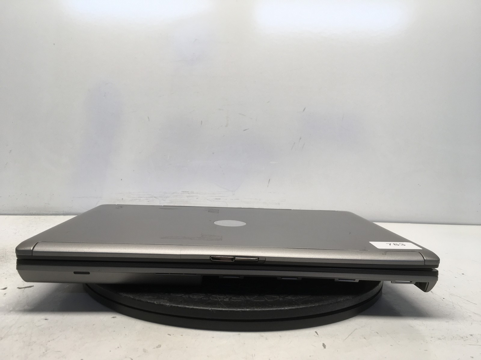 Dell Latitude D630 Intel Core 2 Duo 06FB 2.2GHz 3 GB Ram 500GB HDD Windows XP