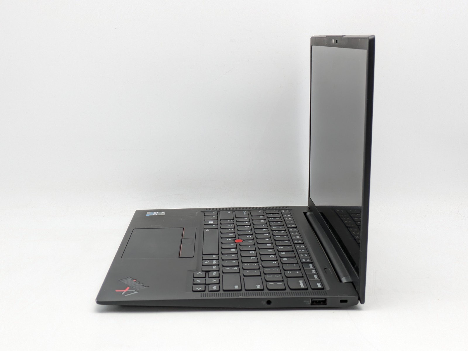 Lenovo ThinkPad X1 Carbon G11 14″ i7-1355U 16GB DDR5 256GB SSD Windows 11 Home