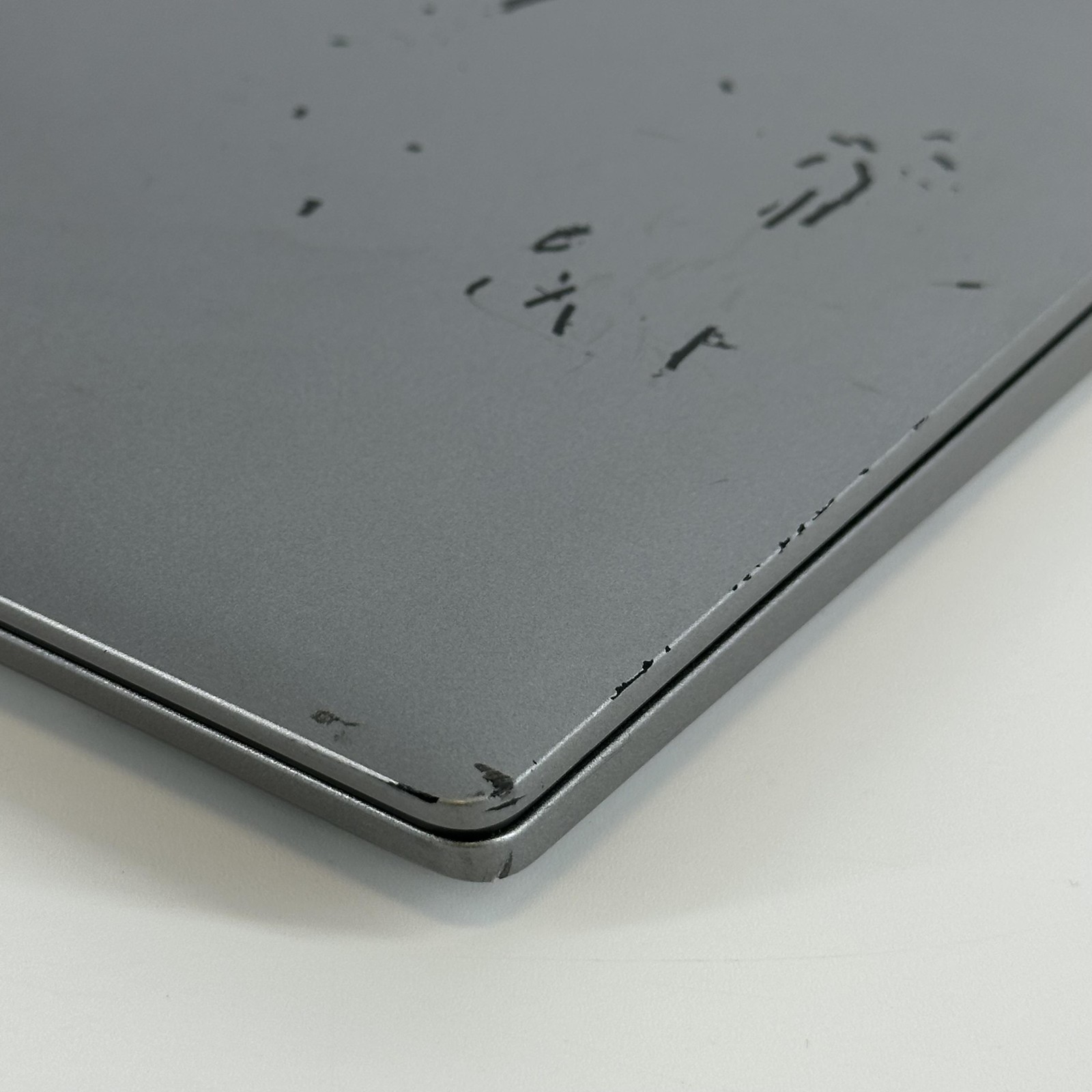 Dell Latitude 5440 14 Gray FHD 1.8 GHz i7-1365U 16GB 512GB SSD Good