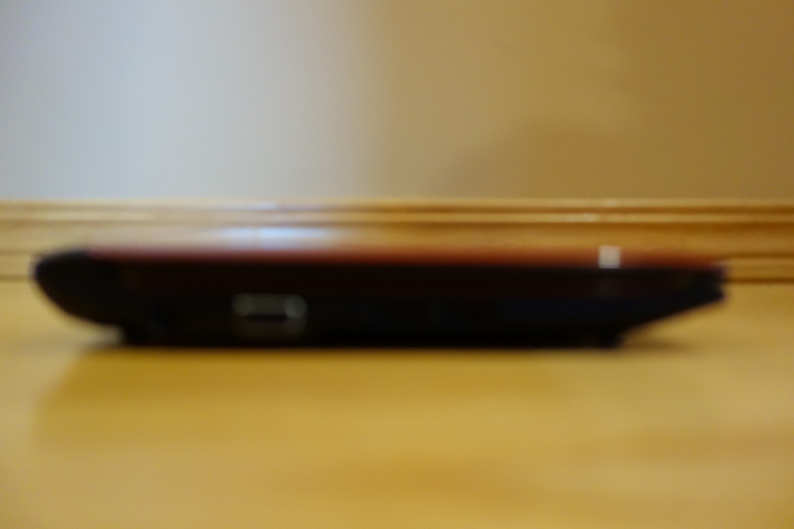 *FOR PARTS UNTESTED* Acer Aspire One NAV50 532h-R123 (NO HDD, NO RAM, NO POWER)