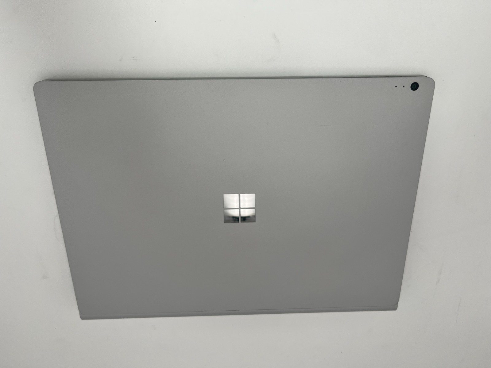 Microsoft Surface Book 2 1832 i5-8350U 8GB RAM, 256GB M2 WIN 11
