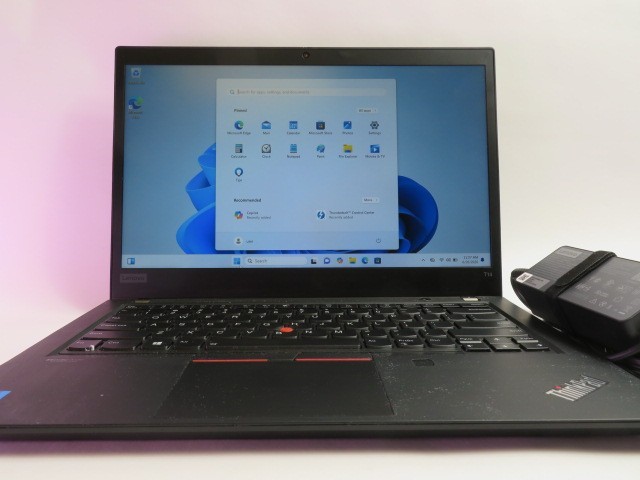 LENOVO THINKPAD T14 GEN 2 i7-1185G7 3.0GHz 16GB 512GB NVMe BACKLIT WIN 11 PRO