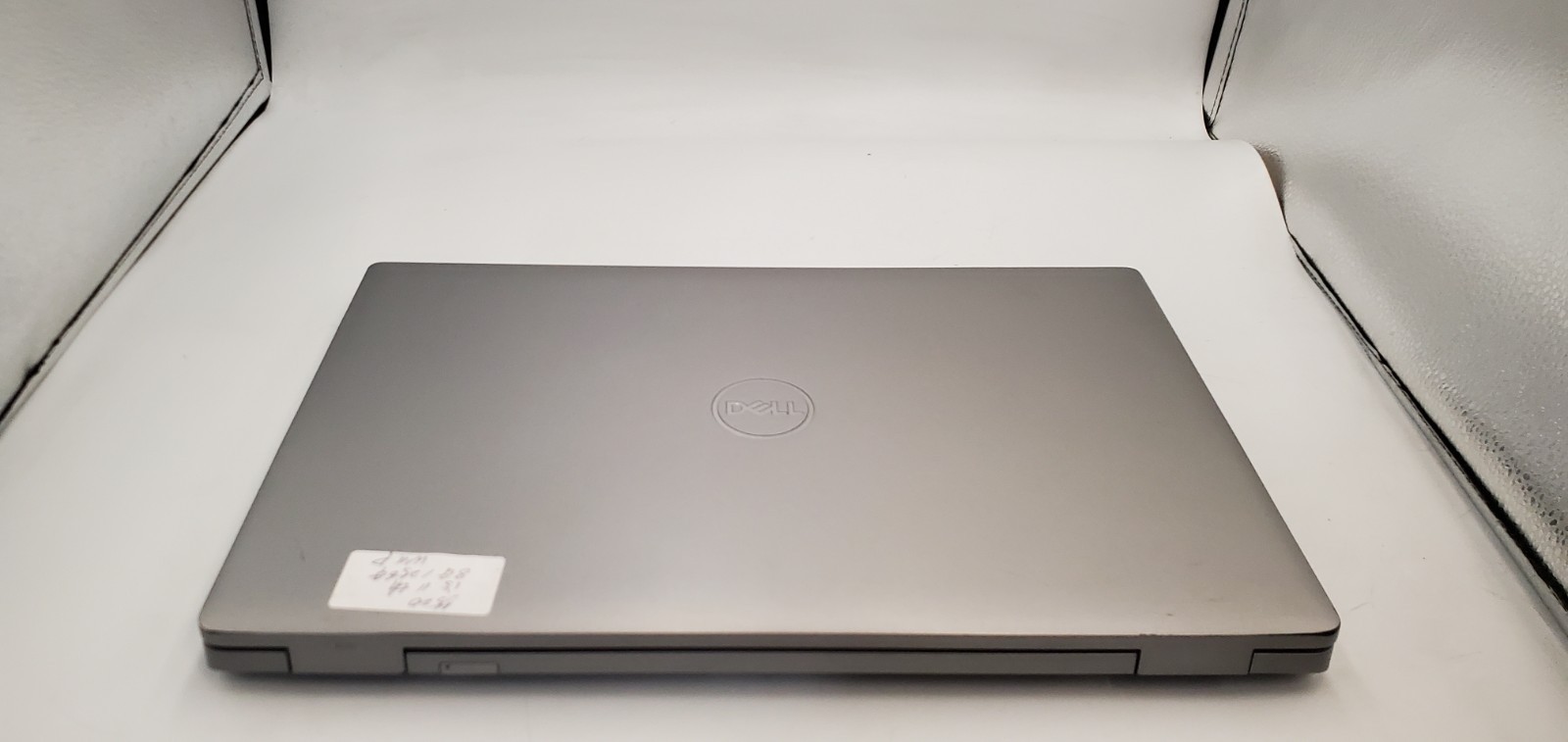 Dell Latitude 5520 Laptop Intel Core i5-11th Gen 8GB RAM 256GB SSD W11P UHD 15″