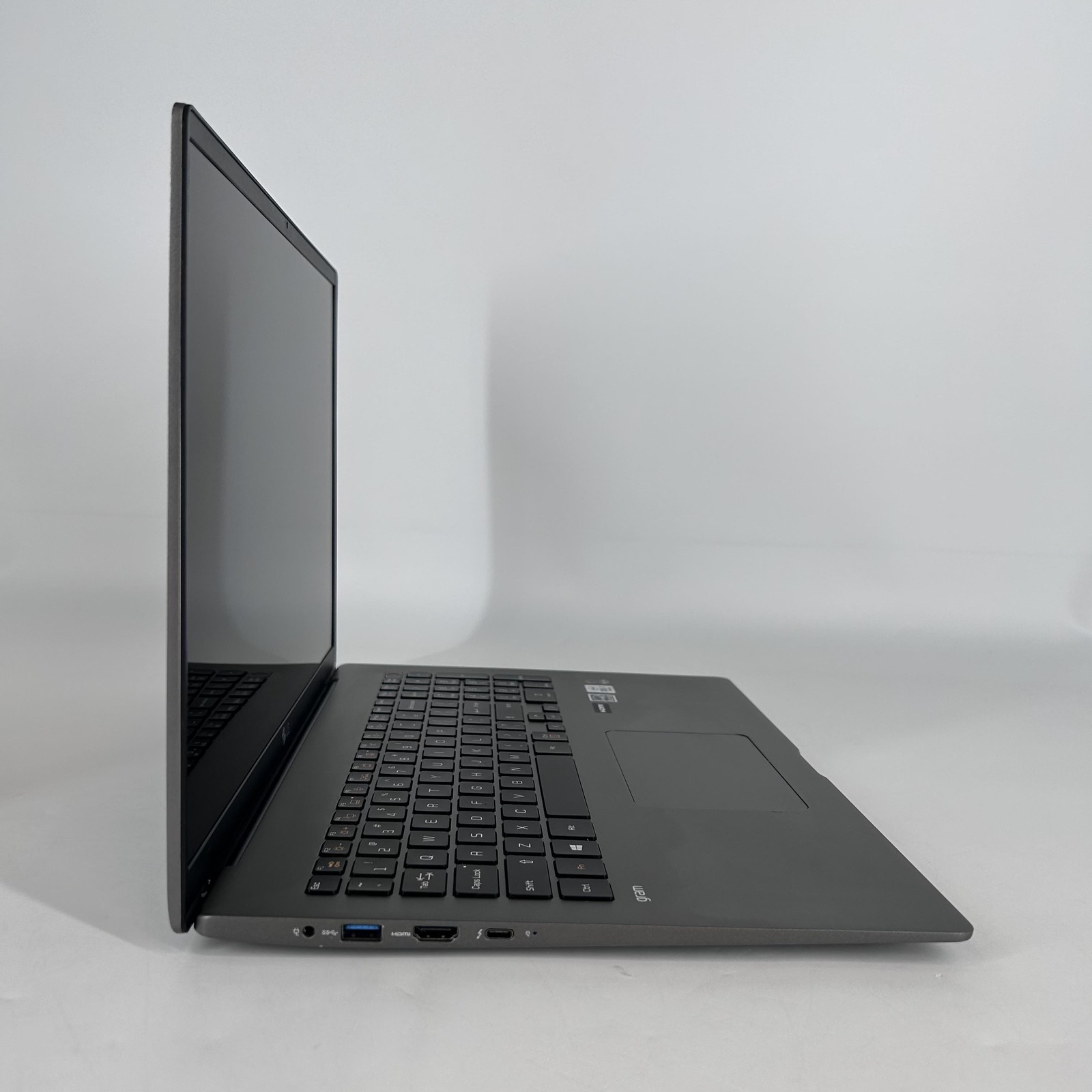 LG Gram 17 Gray QHD+ i7-1065G7 1.30GHz 16GB RAM 512GB/512GB Good