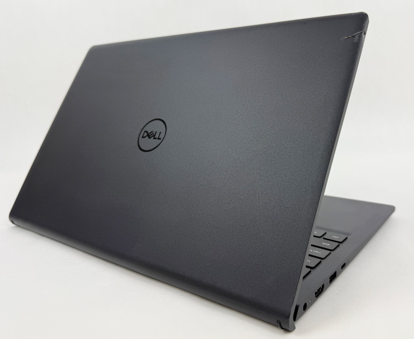 Dell 15 DC15255 15.6″ FHD Touch Ryzen 7 7730U 16GB 512GB SSD W11H -Crked plastic