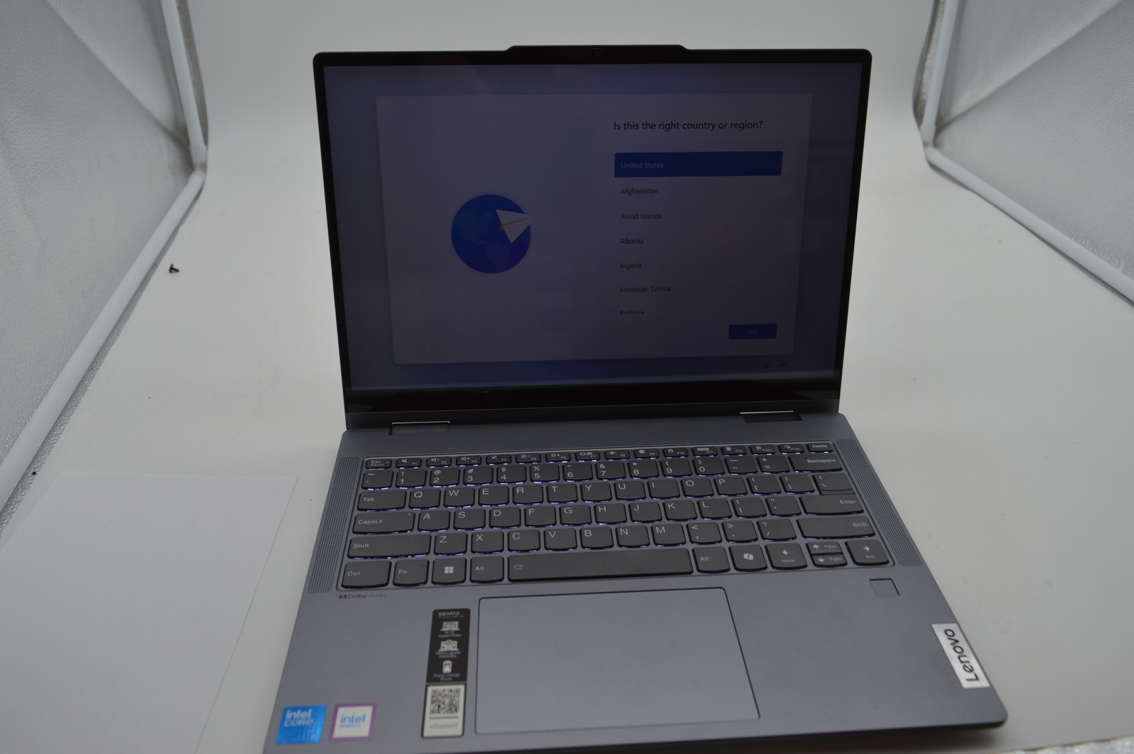 IdeaPad 5i 2-in-1 14″ Touch Intel Core i5 120U CPU 8GB RAM 256GB SSD PC1743372