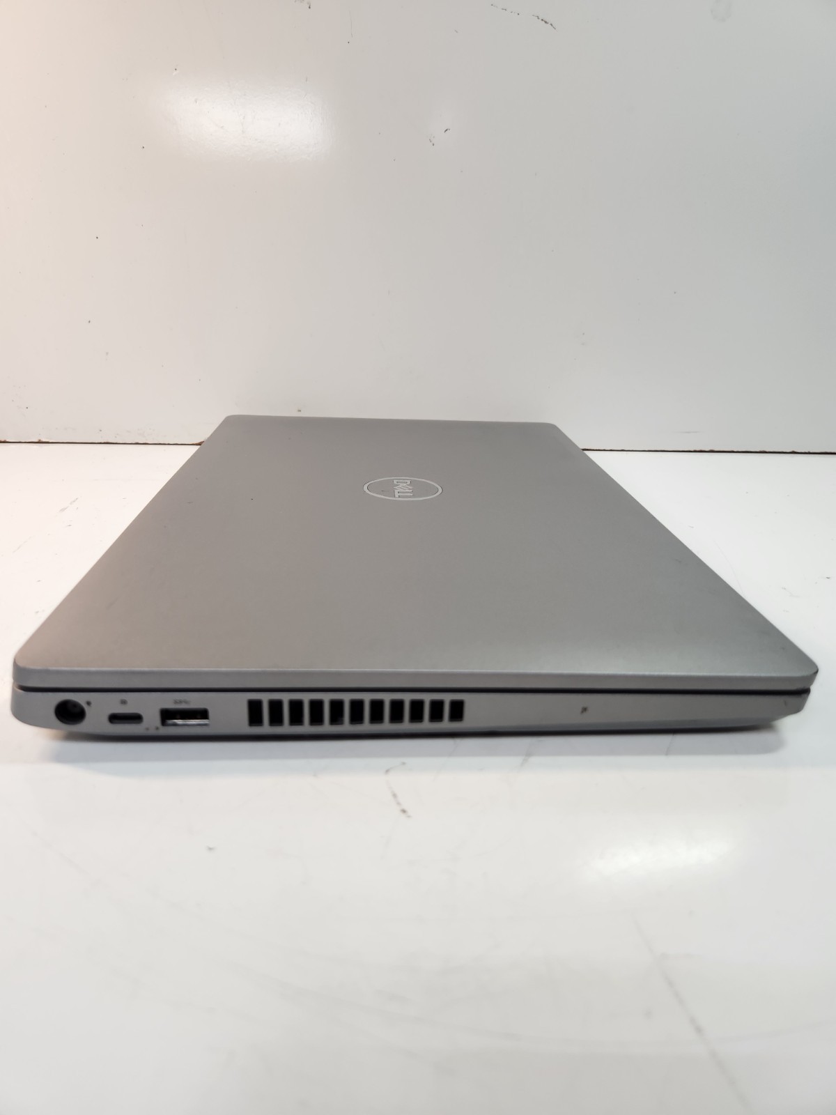 Dell Latitude 5510 Core i5-10310U 16GB RAM 256GB NMVe Win11P W/ 65W AC Adapter