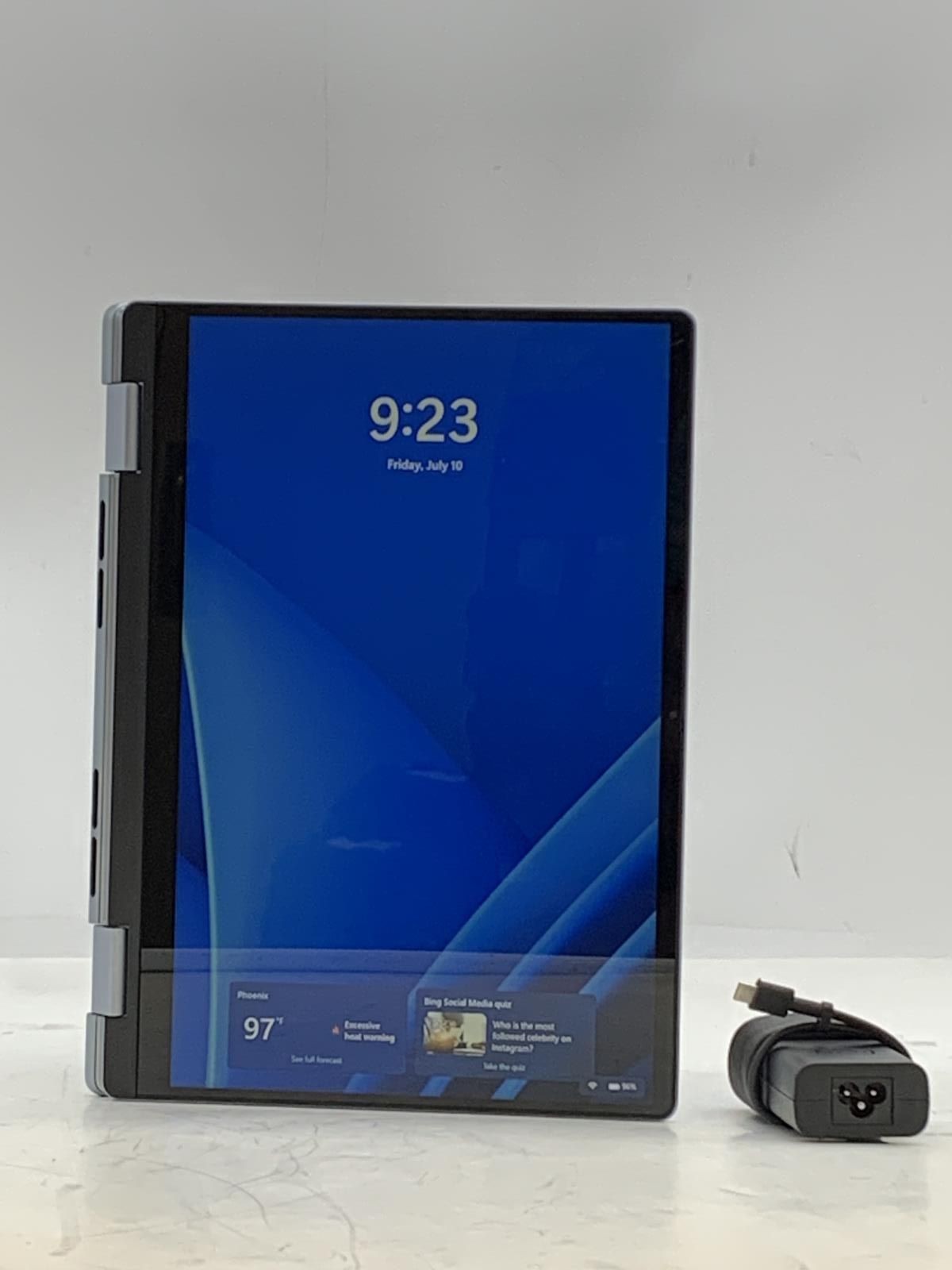 Dell Inspiron 14 7440 2-in-1 Intel Core 7 150U 512GB SSD 16GB DDR5 W11H