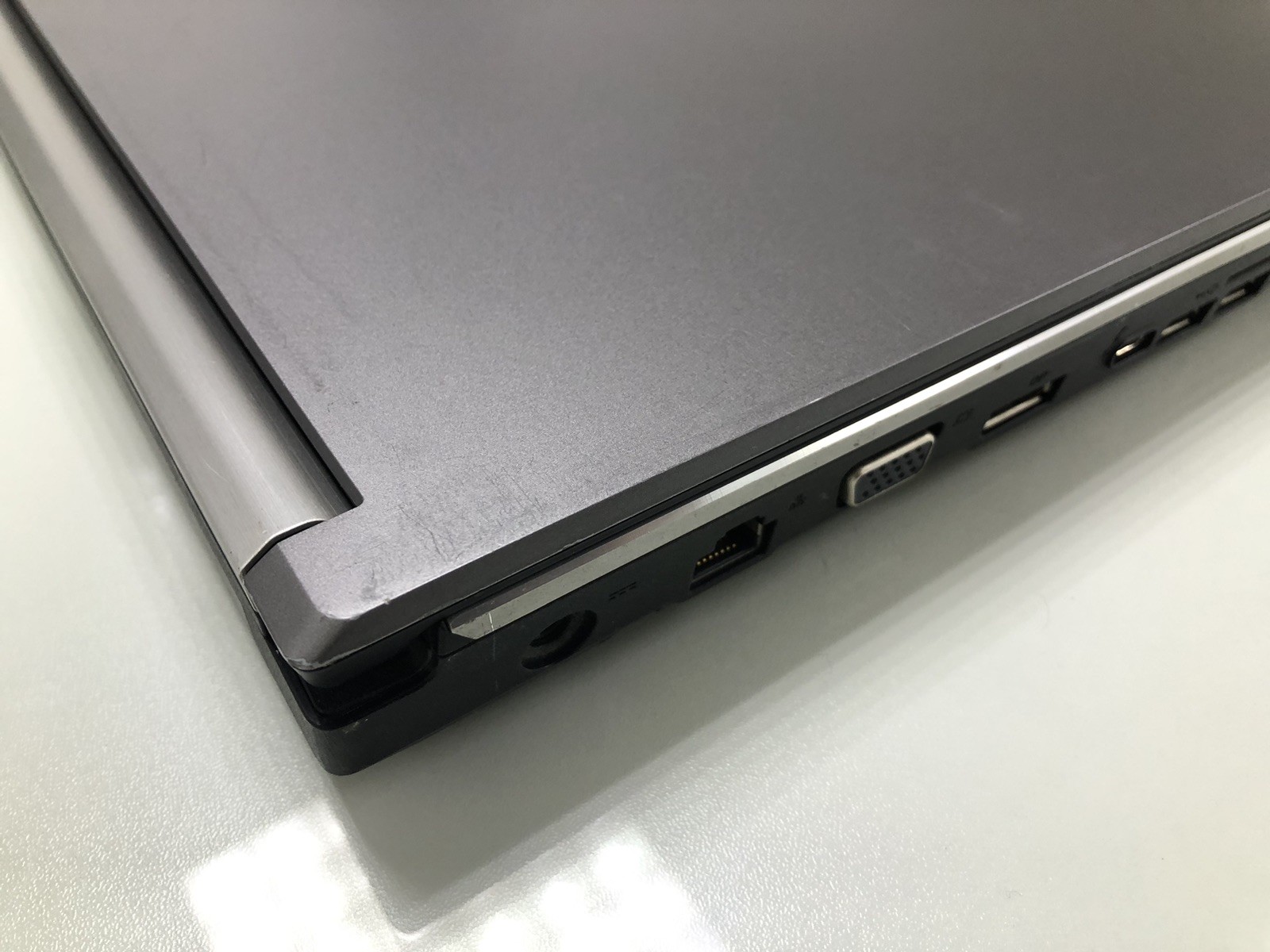 Fujitsu Celsius H770 Xeon E3-1505M v6 16GB 512GB SSD Quadro M2200 4GB Laptop