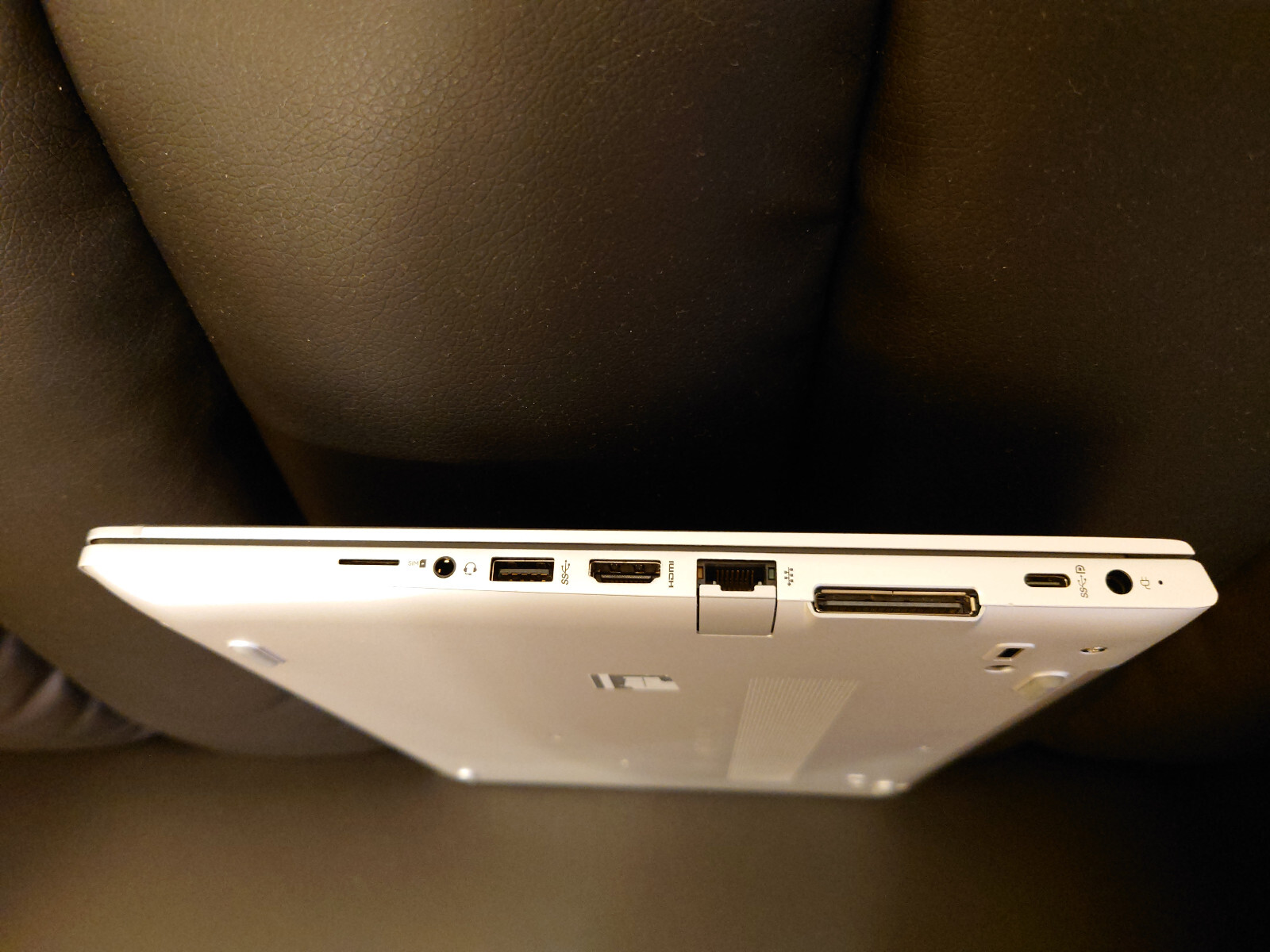 HP EliteBook 735 G6 – 13.3″ – FHD – AMD Ryzen 7 PRO 3700U – 8GB RAM – 512GB SSD