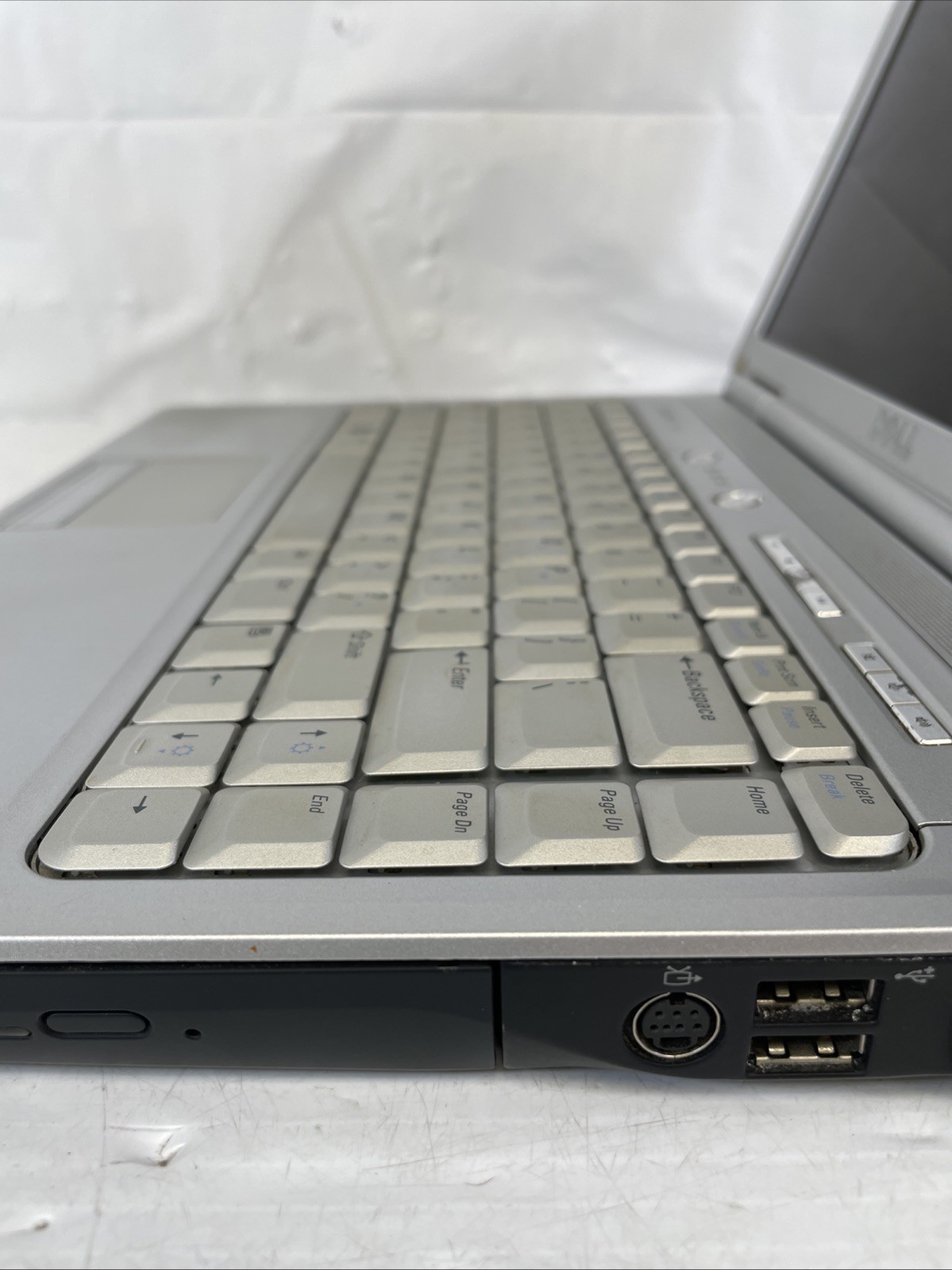 Retro Dell Inspiron 1420 14″ Intel Core 2 Duo 1.5GHz 2GB RAM 160GB HDD WinXP