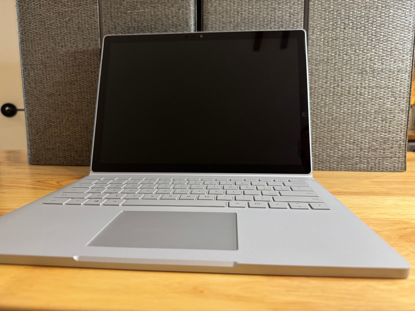 Microsoft Surface Book 2 13.5″ i7-8650U 16GB 512GB SSD GTX 1050 + Surface Dock