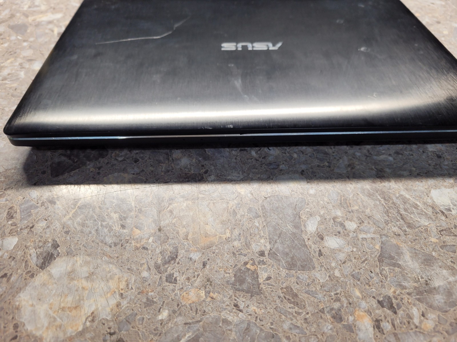 FOR PARTS: Asus Notebook Q550L – 15.6″ FHD Touch, 4th Gen i7, Untested as is