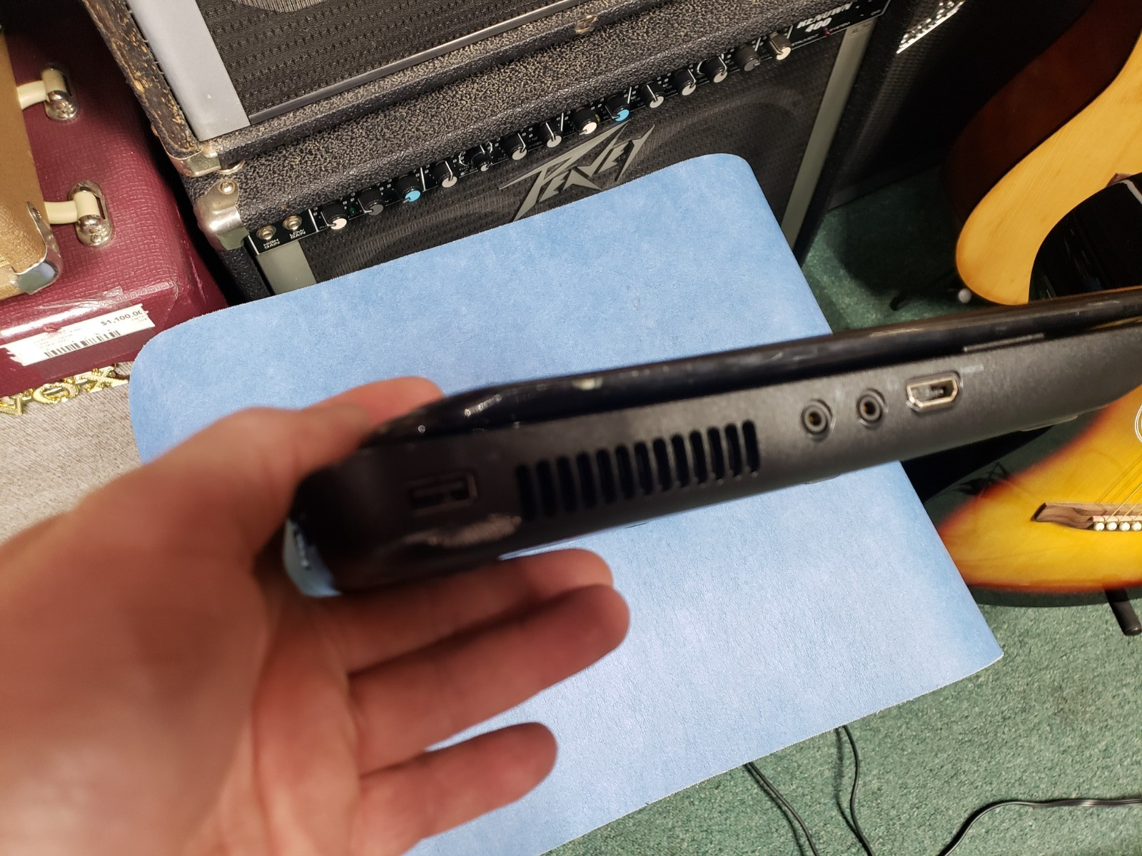Dell Inspiron N5010 Core i3 M370 bad battery boots 4GB ram 500GB HDD parts