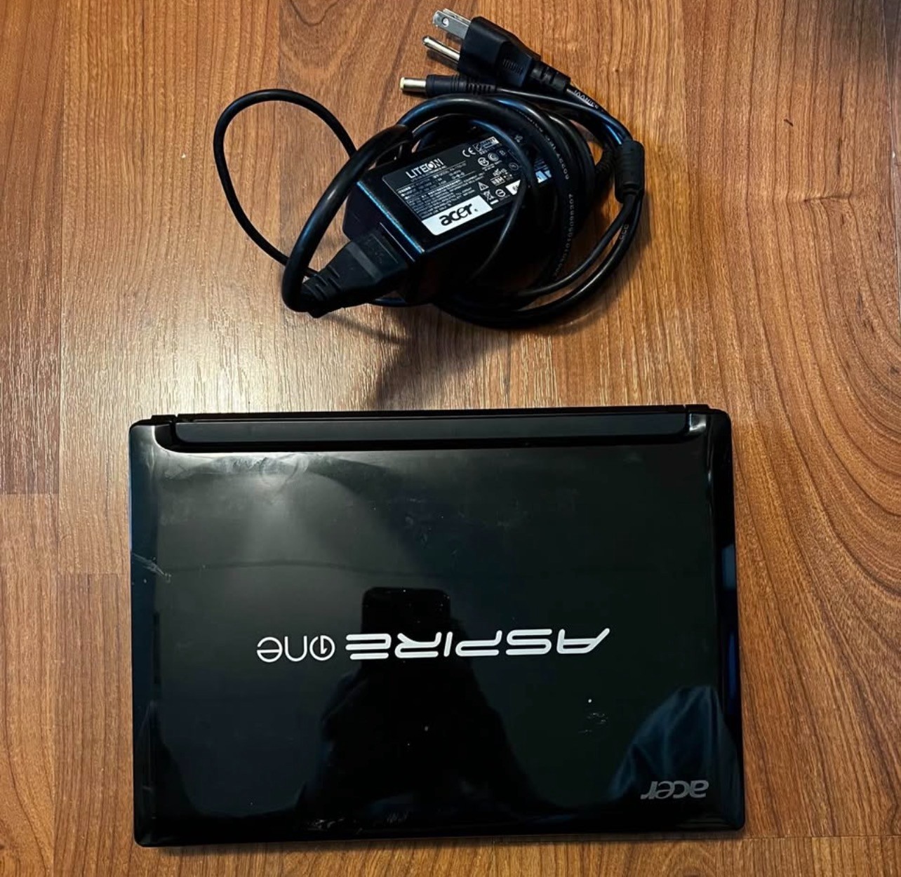 Acer Aspire One D255E 10.1″ Netbook (Intel Atom N455 1GB 250GB HDD) | READ DESC.