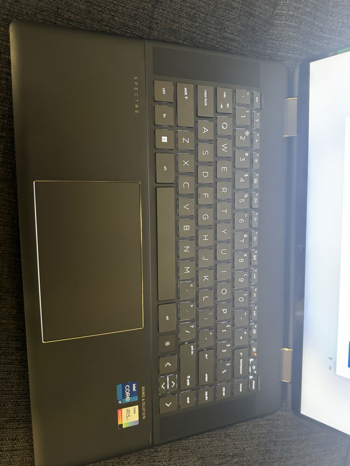HP Spectre x360 16” (512GB SSD Intel Core i7-11390H 3.2GHz 16GB RAM) Touch