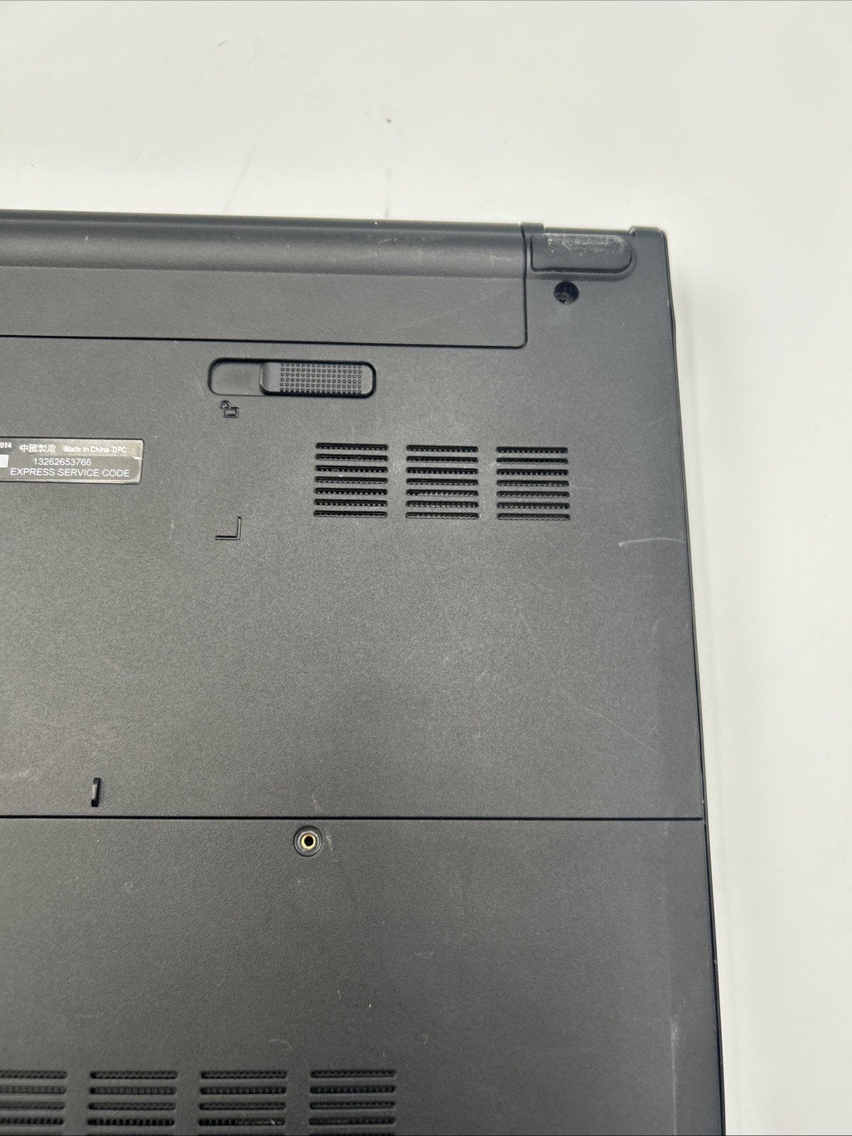 Dell Inspiron 14 Laptop Parts Bad Motherboard No HDD/SSD 14″ screen