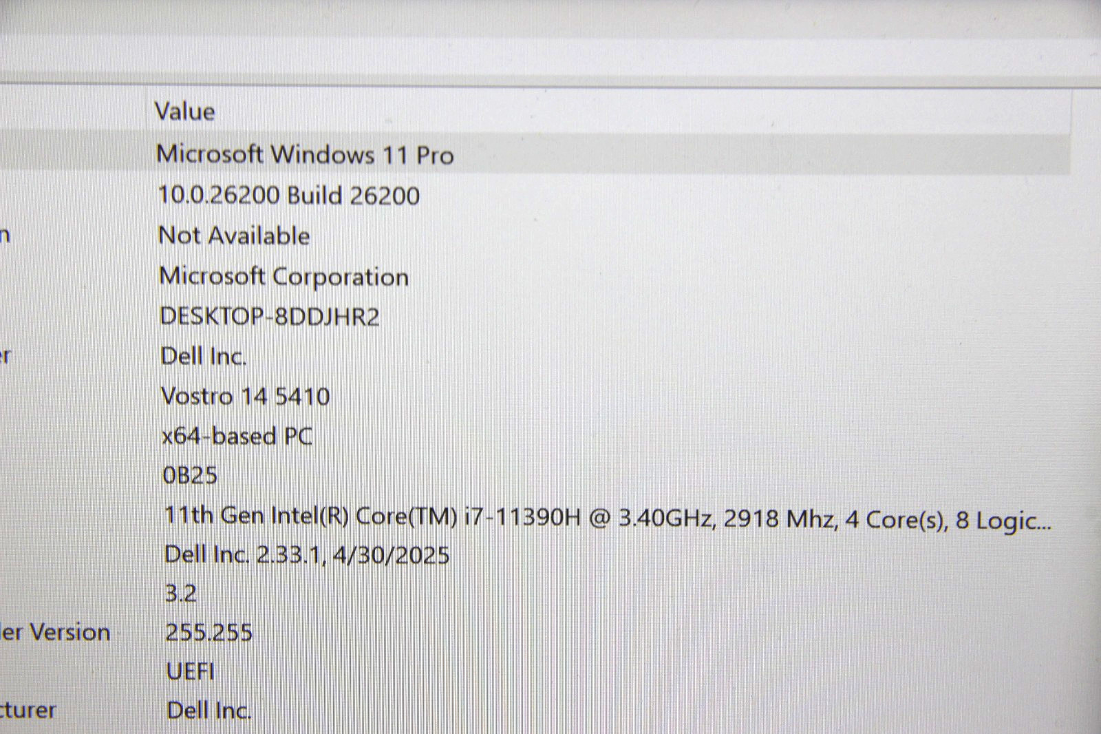Dell Vostro 14 5410 14″ Laptop i7-11390H 16 GB RAM 256 GB SSD Win 11 w/Charger
