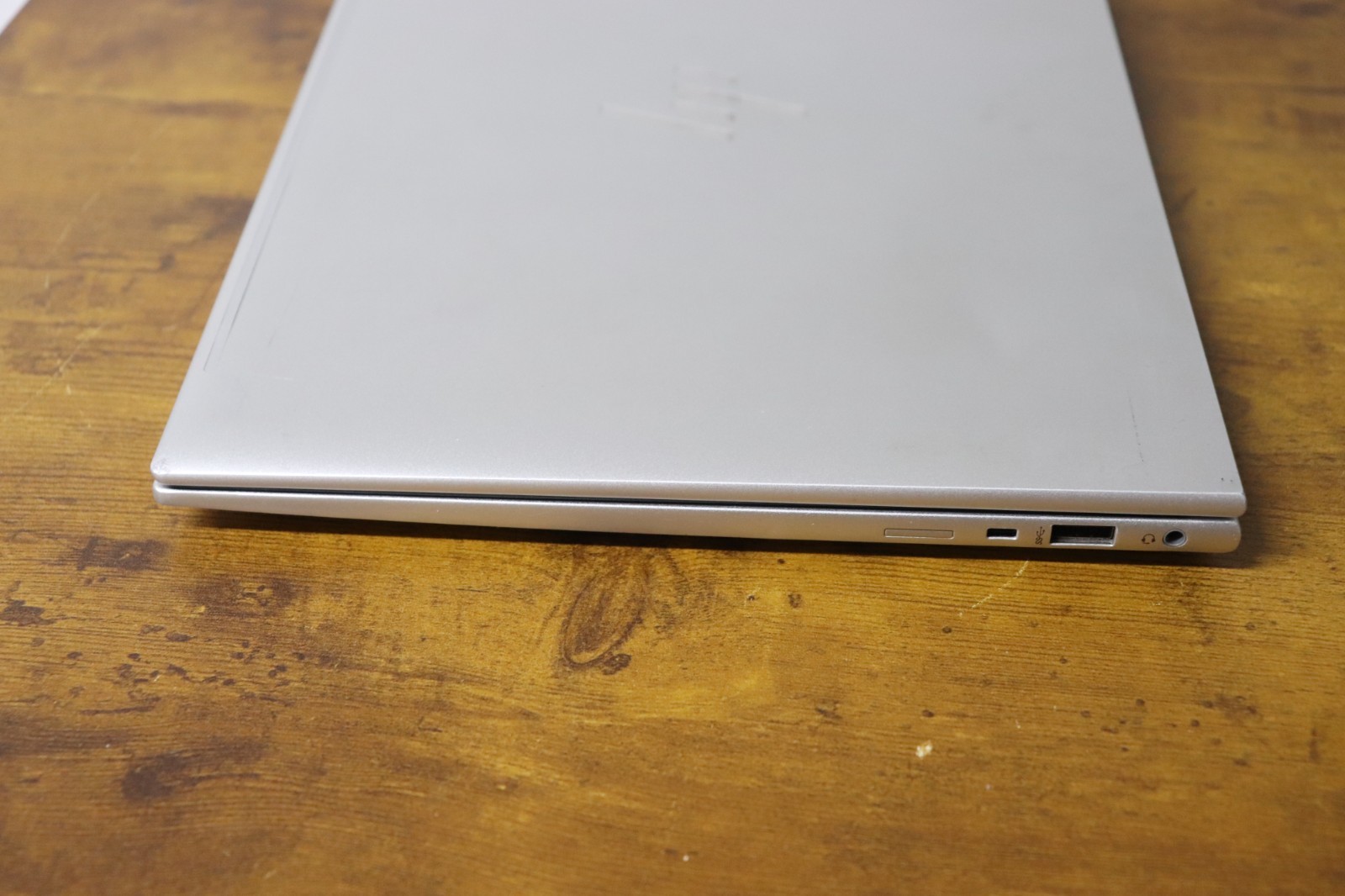 HP EliteBook 840 G9 14″ Laptop i5 12th Gen 256 GB SSD 16GB RAM Win 11 H READ