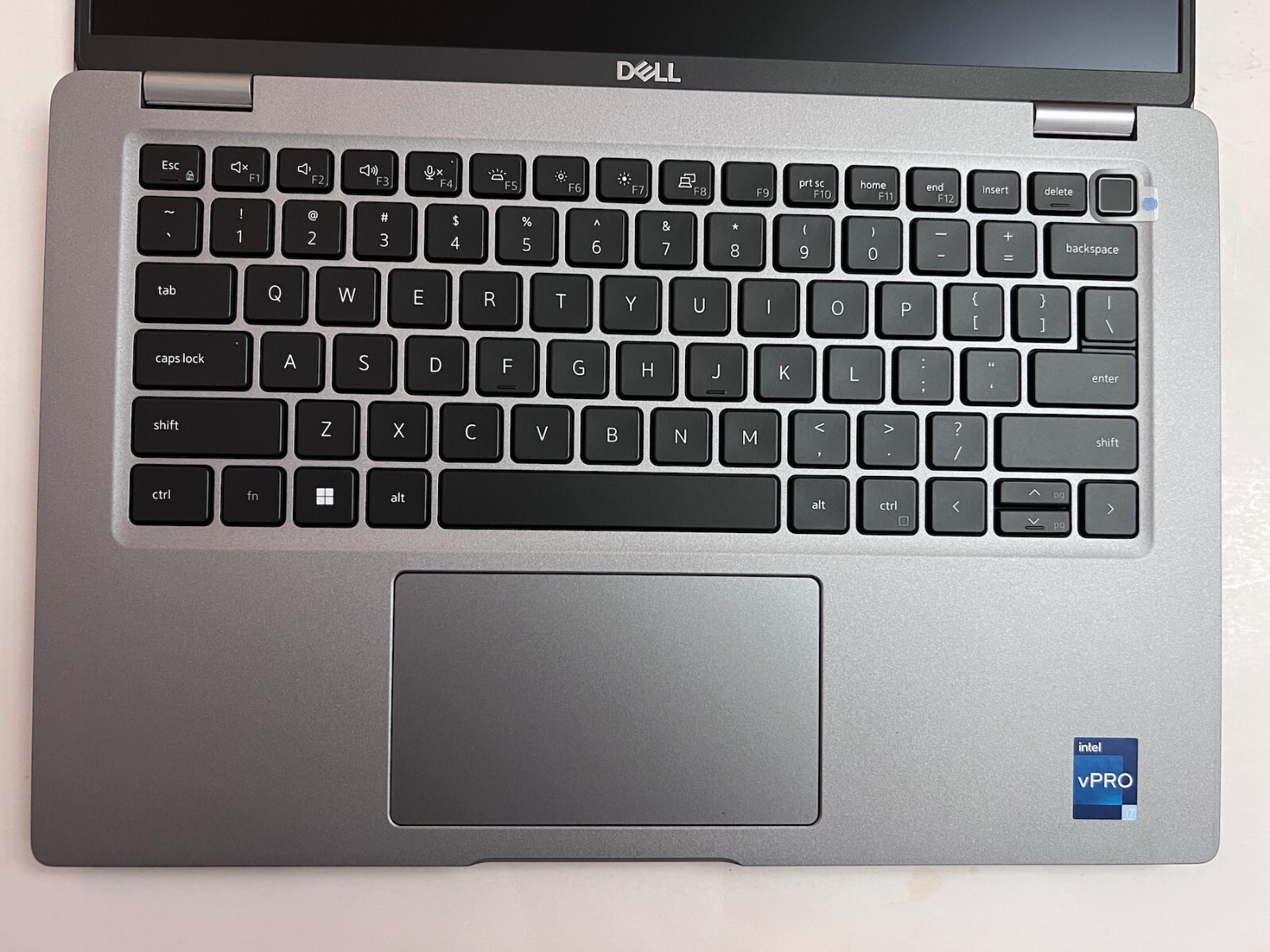 NEW DELL LATITUDE 5430/14”/i7-1265U/16GB/256GB SSD