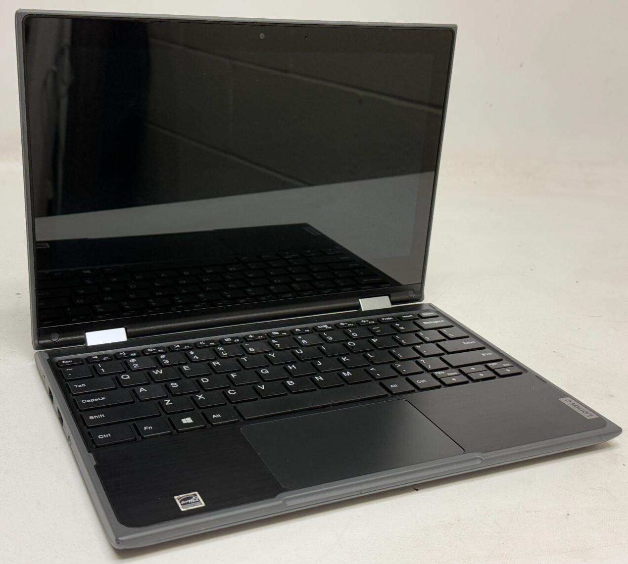 Lenovo 300e 2in1 11.6″ (N5030 1.10GHz- 4GB RAM – NO OS/HDD) – Lot of 10 *