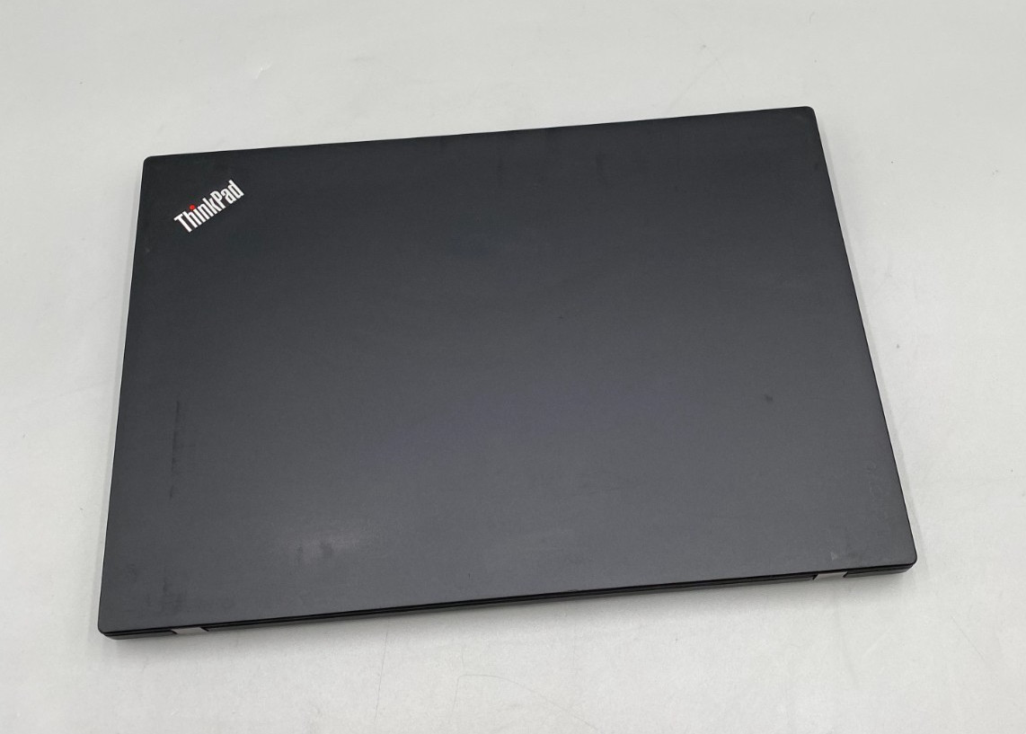 Lenovo ThinkPad T470s 14″ i7-7600U 2.8GHz 256GB SSD 12GB DDR4 Black Laptop Fair