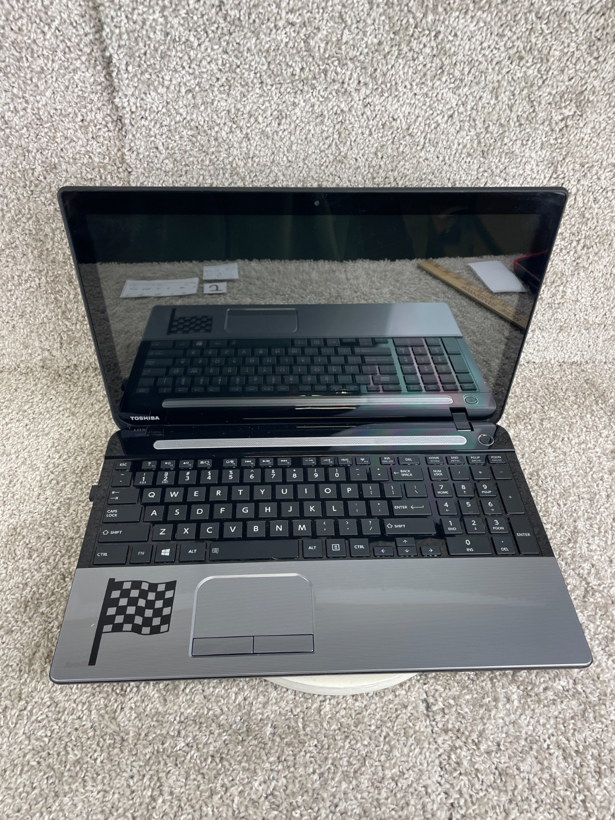 Toshiba Satellite C55Dt-A5174 WIndows 8.1 Laptop Notebook Gray