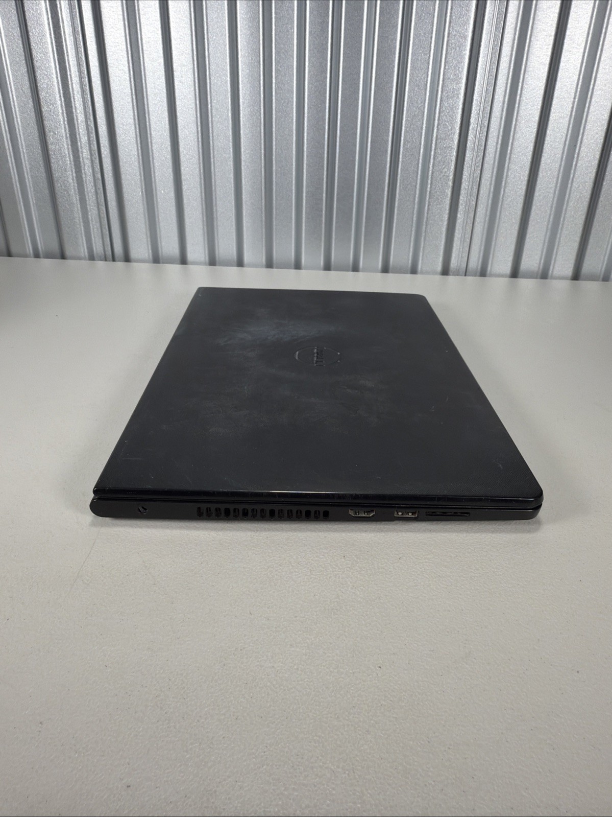 Dell Inspiron 15 P47F – FOR PARTS Unknown Condition