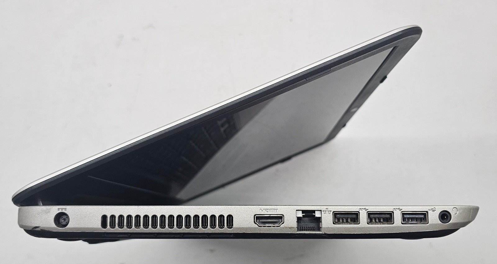 Dell Inspiron 5535 15.6″ Laptop AMD A8-5545M 8GB Ram NO HD/OS (FL)