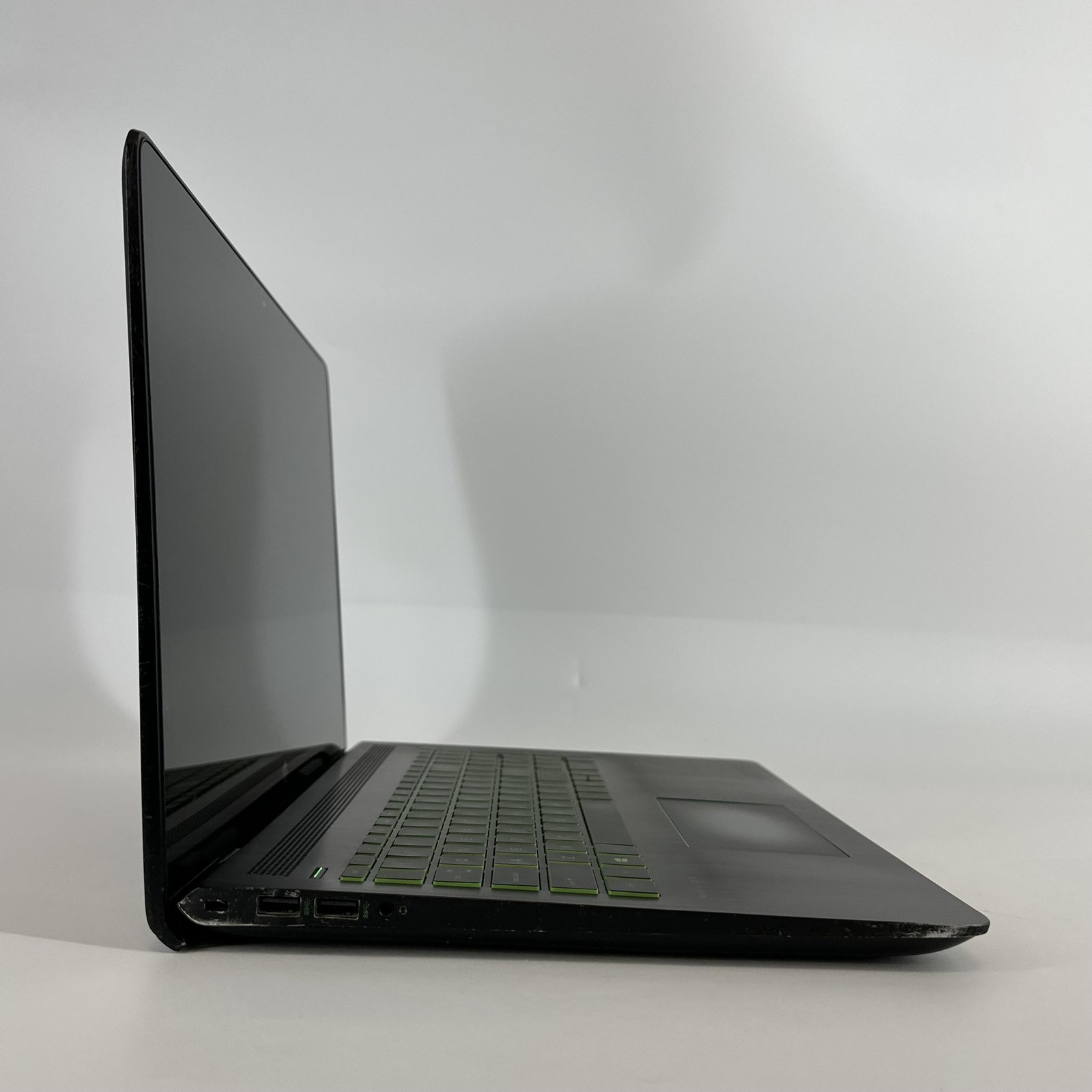 HP Pavilion Power 15 FHD i7-7700HQ 2.80GHz 8GB 512GB SSD/1TB HDD GTX 1050 Fair