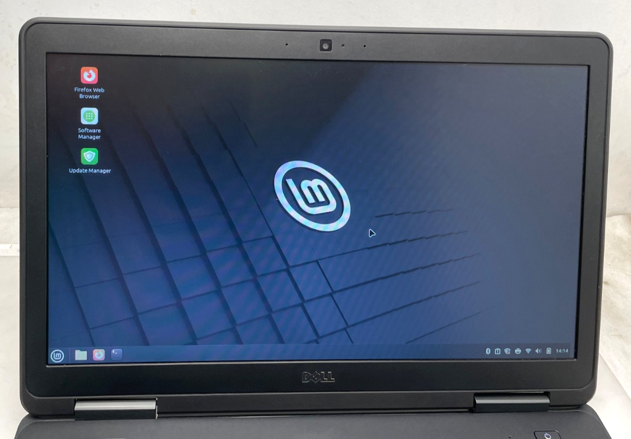 Dell Latitude E5540 15.6″ i5-4210U 16gb Ram 250gb SSD Linux OS “Exc” Bttry