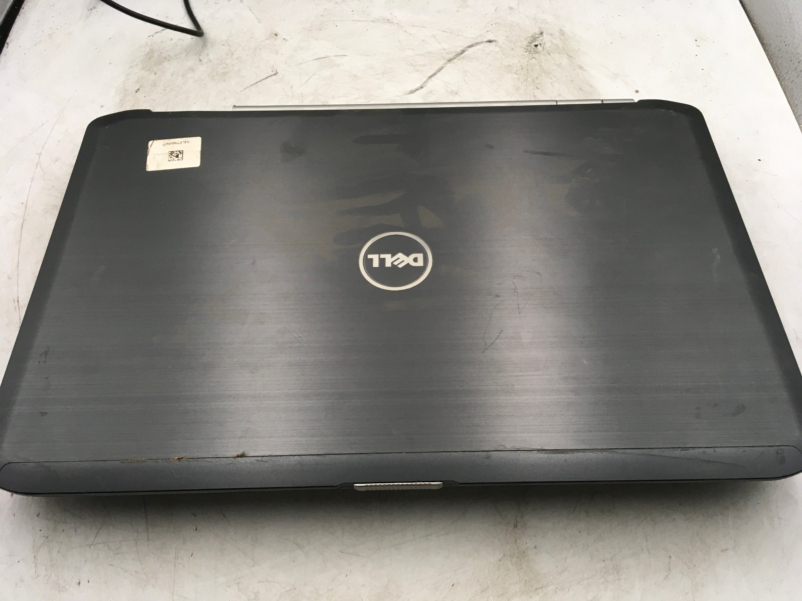 DELL LATITUDE E5520 – FOR PARTS – NO CPU – NO RAM – READ DESCRIPTION – BB