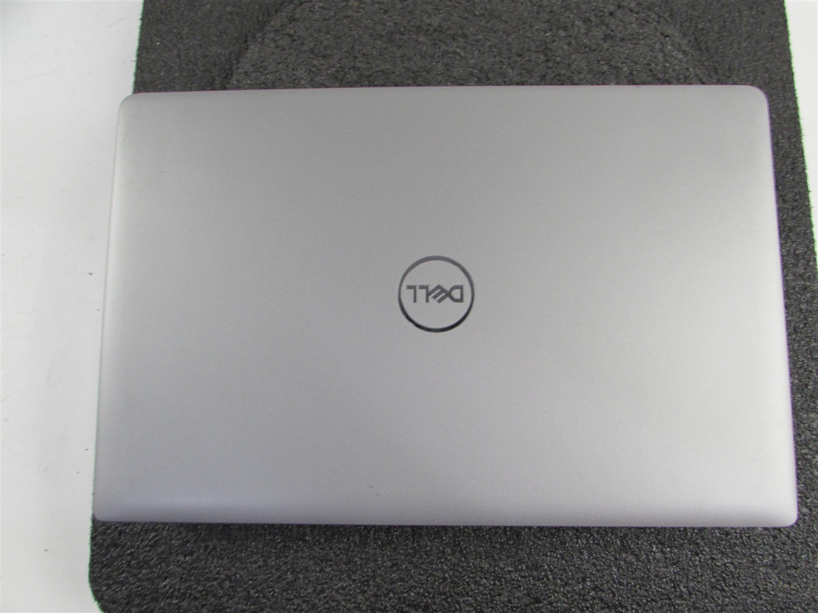 DELL LATITUDE 5540 1920X1080 FHD CORE I7-1370P 14 CORE NO SSD 32GB RAM NO O.S