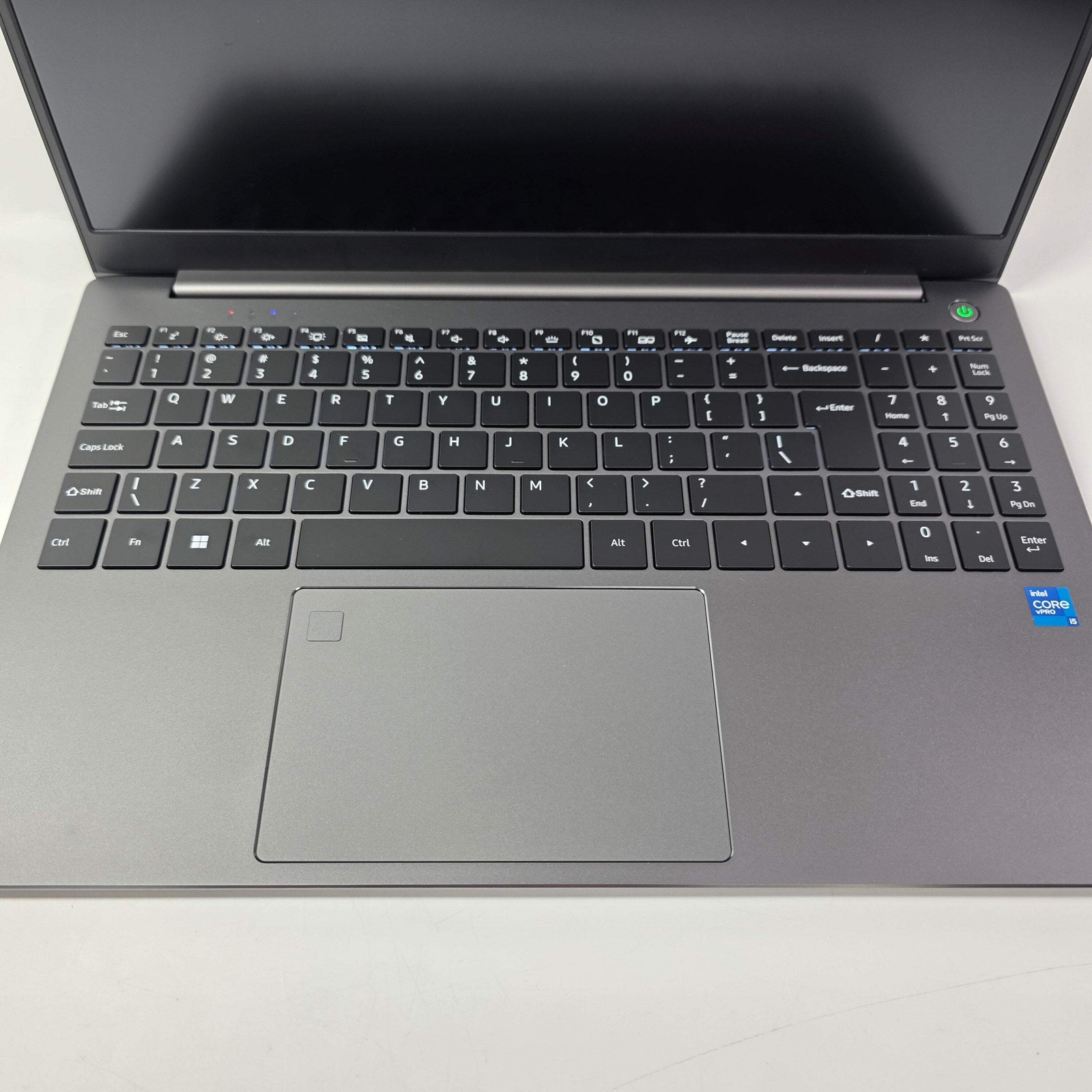 New CIARATECH N320-G1 15.6″ i5-1350p 1.9GHz 32GB RAM 2TB SSD