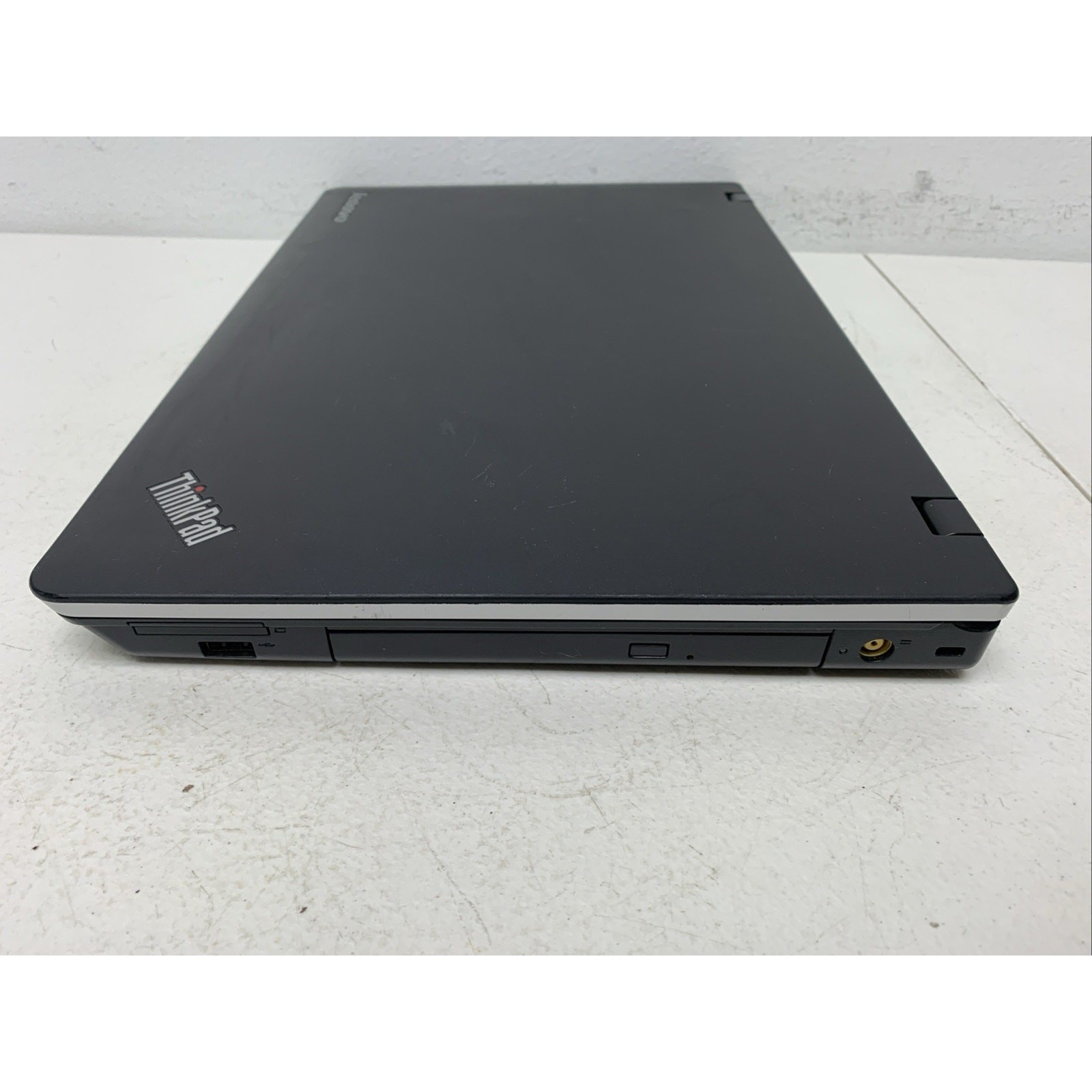 Lenovo Thinkpad E520 15.6″ Intel i3-2310M 2.10ghz 4GB Ram 500gb Hhd Wind 10 Edu