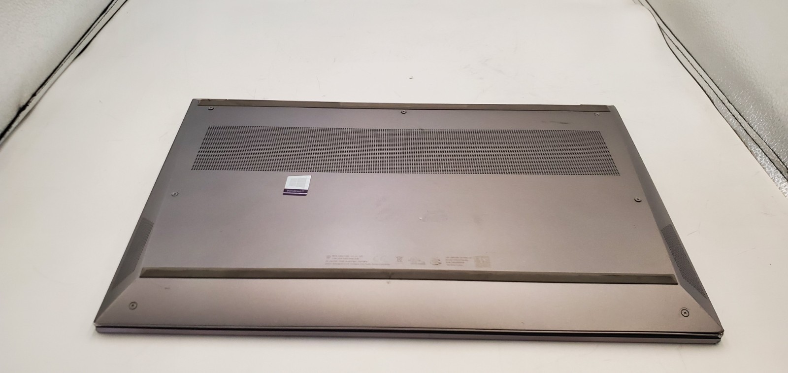 HP ZBook Studio G7 Laptop Intel Core i7-10th Gen 16GB RAM 512GB SSD Bad GPU