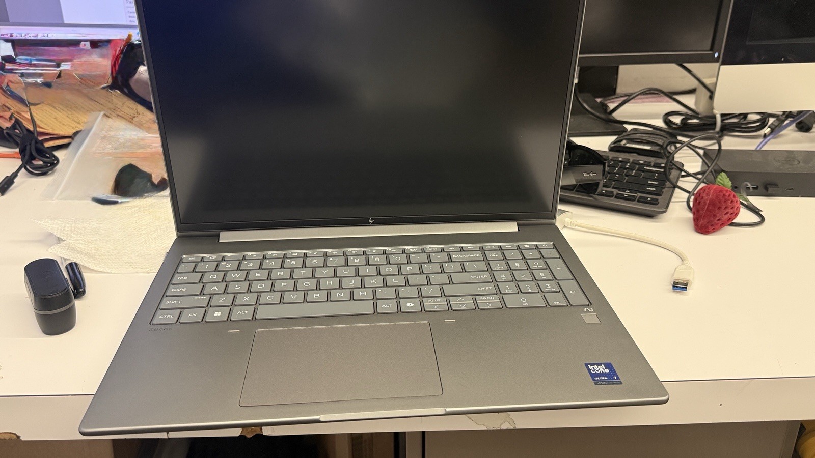 HP ZBook Studio G7 Mobile Workstation 15.6″, Intel Core Ultra 7 16 Threads