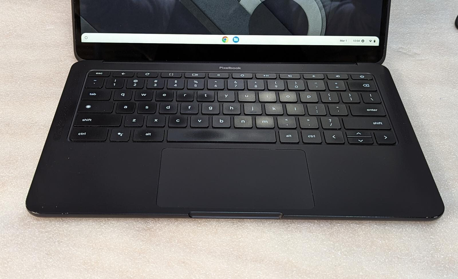 Google Pixelbook 13.3″ Intel Core i5 8th Gen. 1.30GHz – 128GB – 8GB