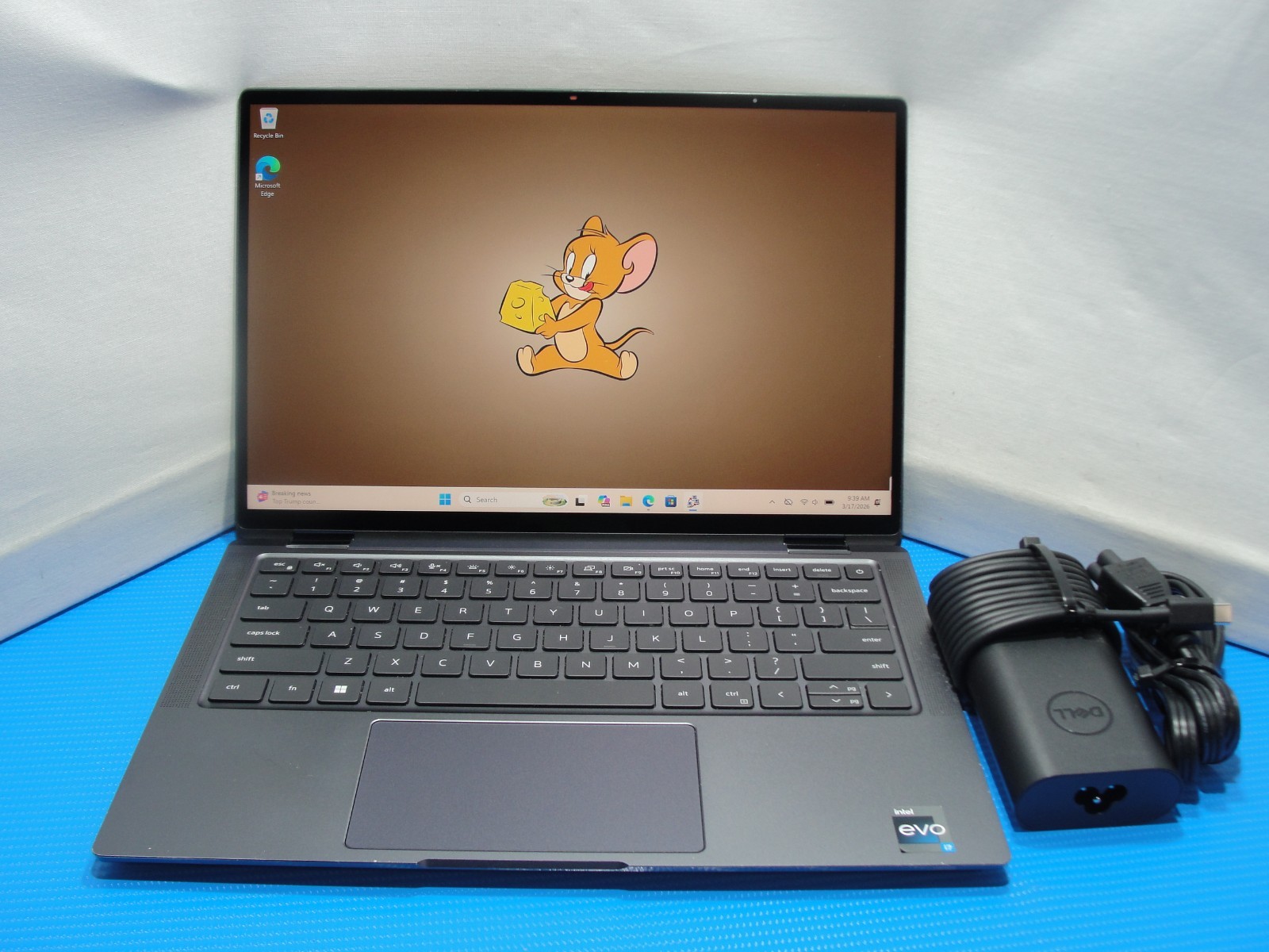 Dell Latitude 9330 13.3″QHD+ Touch Core i7-1260U 1.1GHz 16GB RAM 256GB SSD +PA